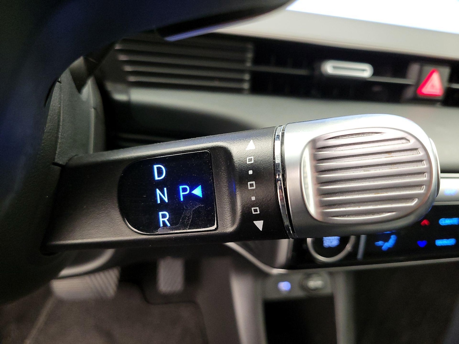 2024 Hyundai IONIQ 5 SEL - Photo 19