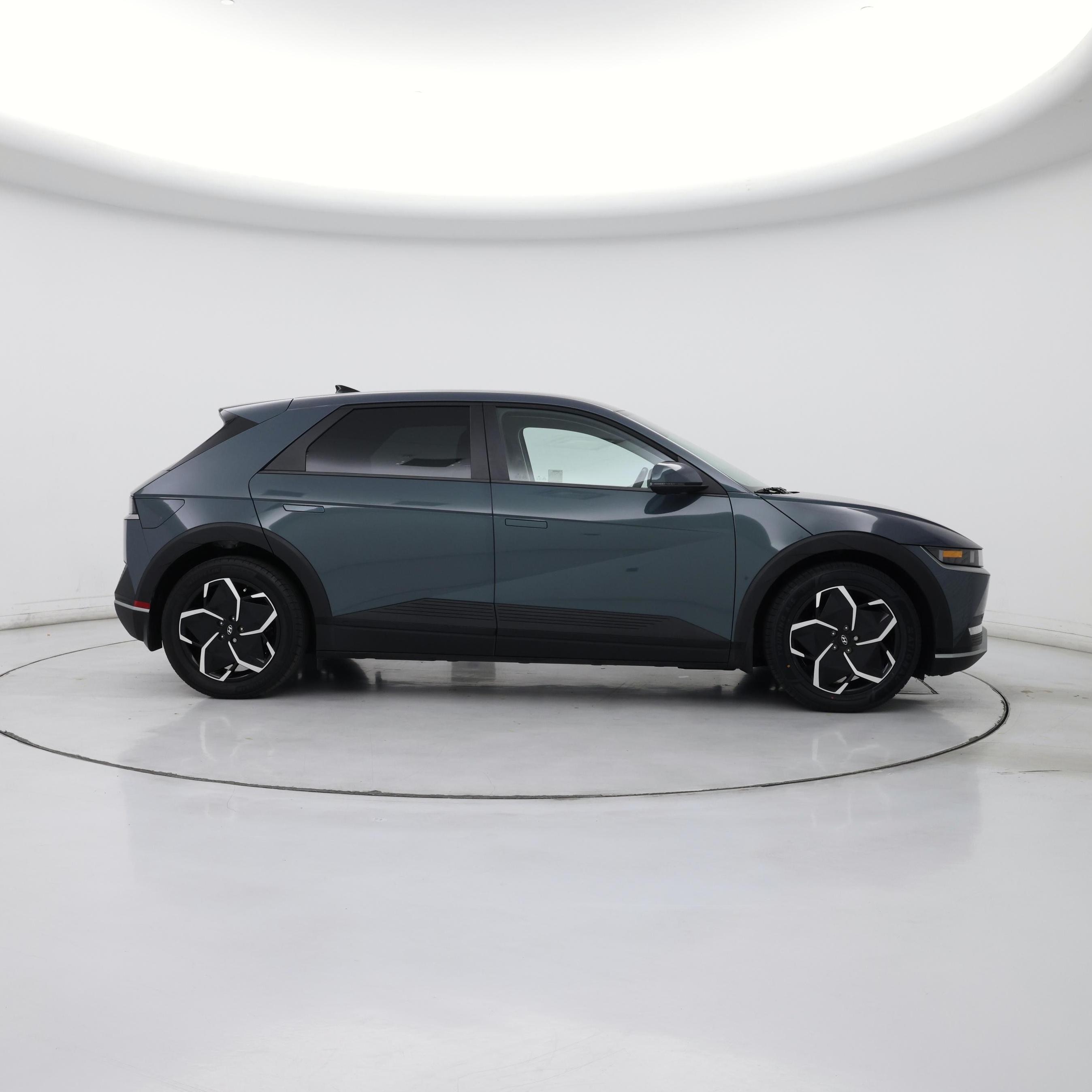 Thumbnail: 2024 Hyundai Ioniq 5 - 7