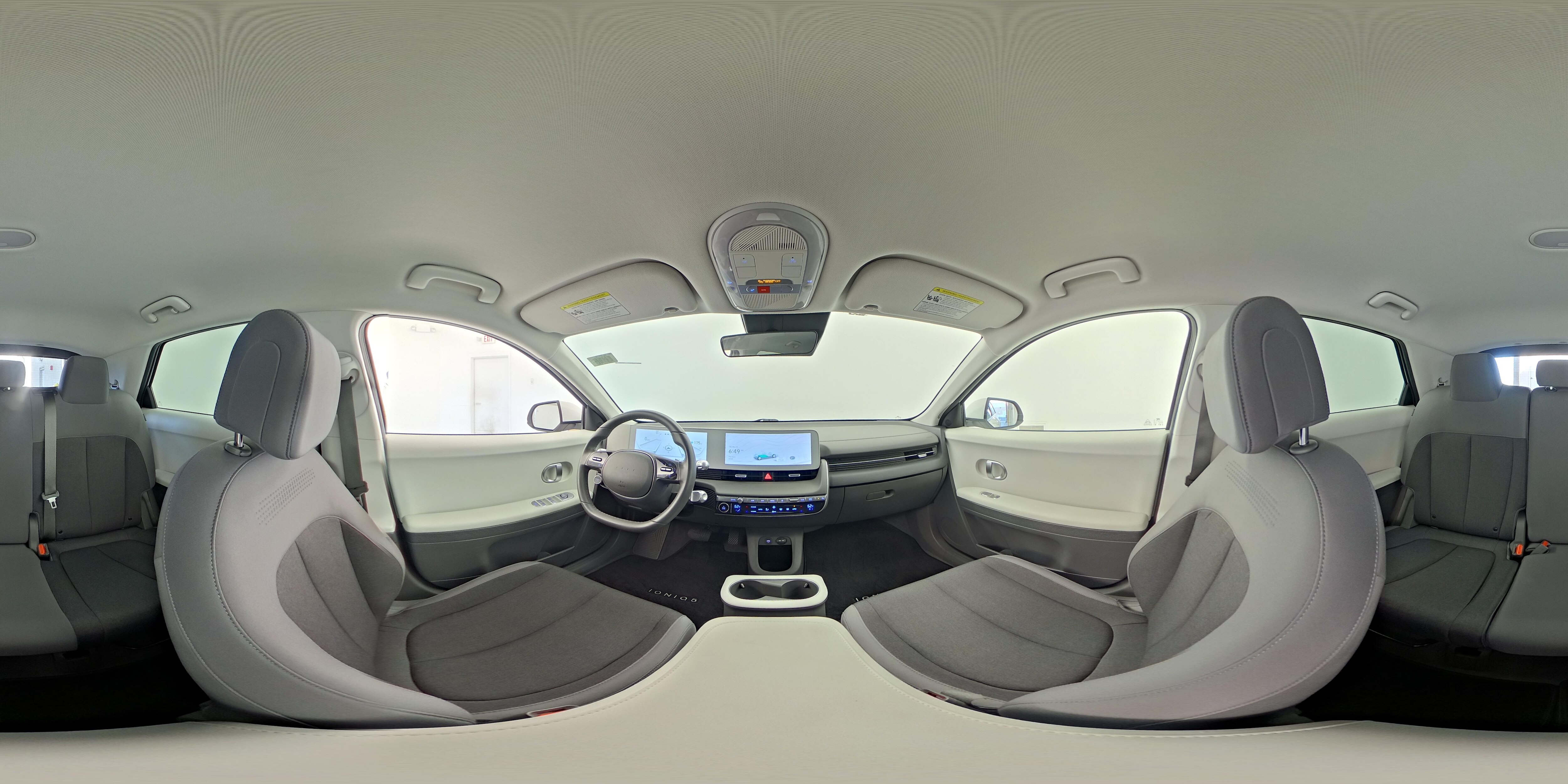 2024 Hyundai IONIQ 5 SE - Photo 25