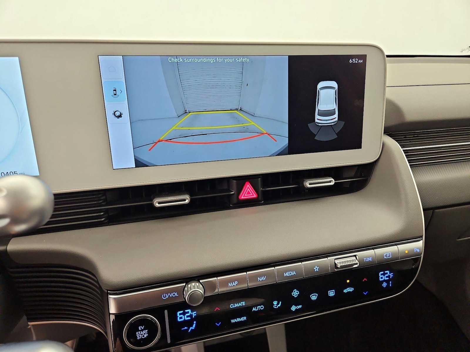 2024 Hyundai IONIQ 5 SE - Photo 16