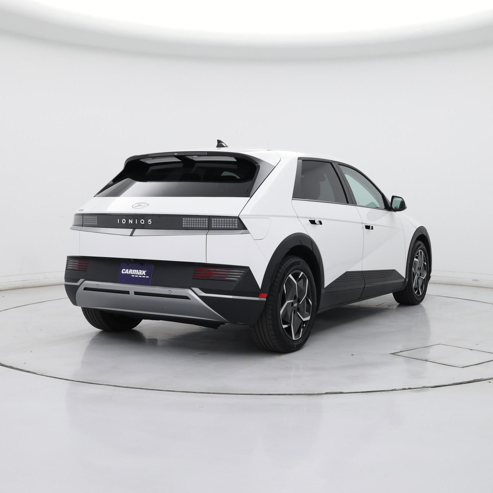 Thumbnail: 2024 Hyundai Ioniq 5 - 8