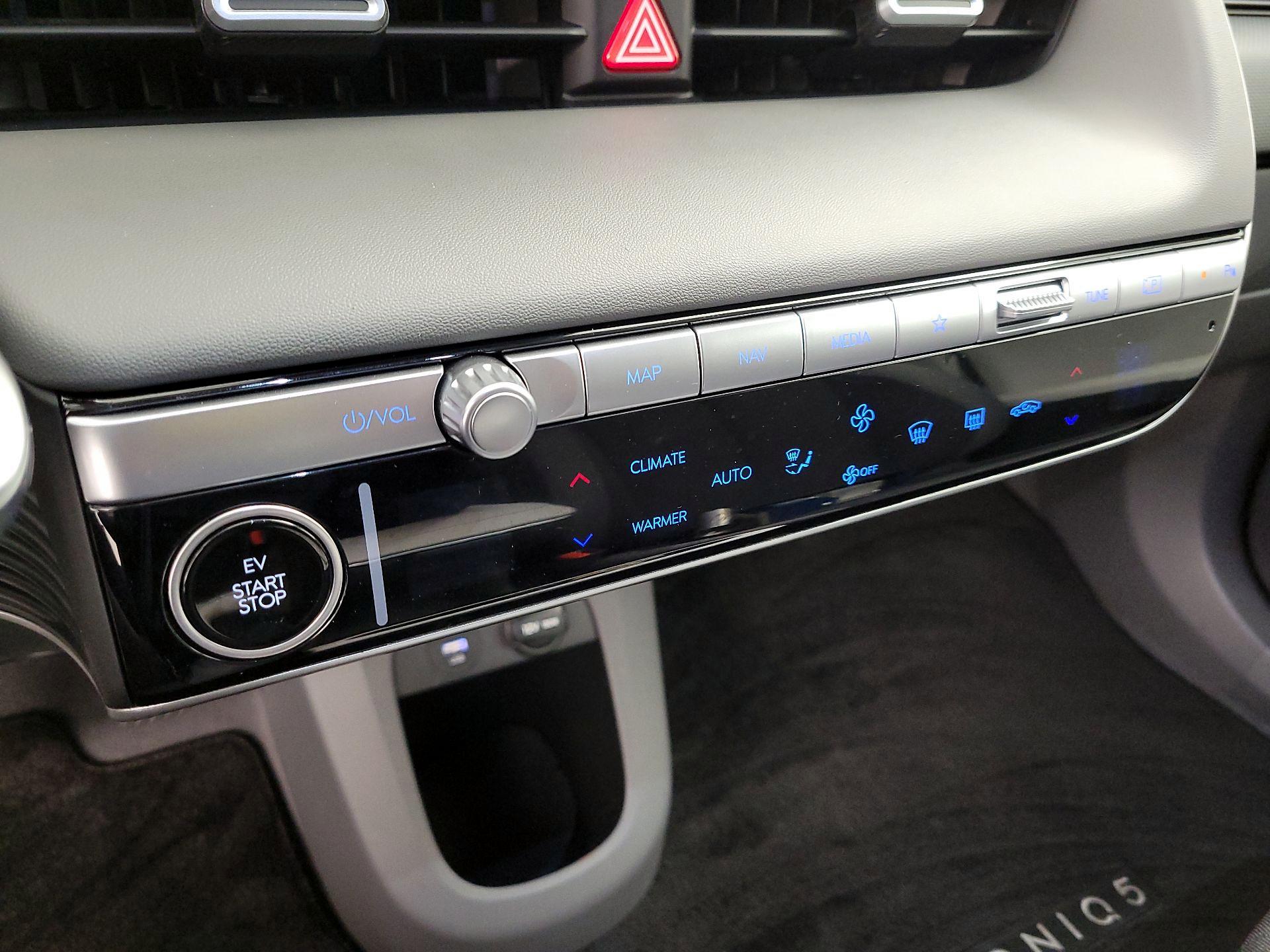 Thumbnail: 2024 Hyundai Ioniq 5 - 14