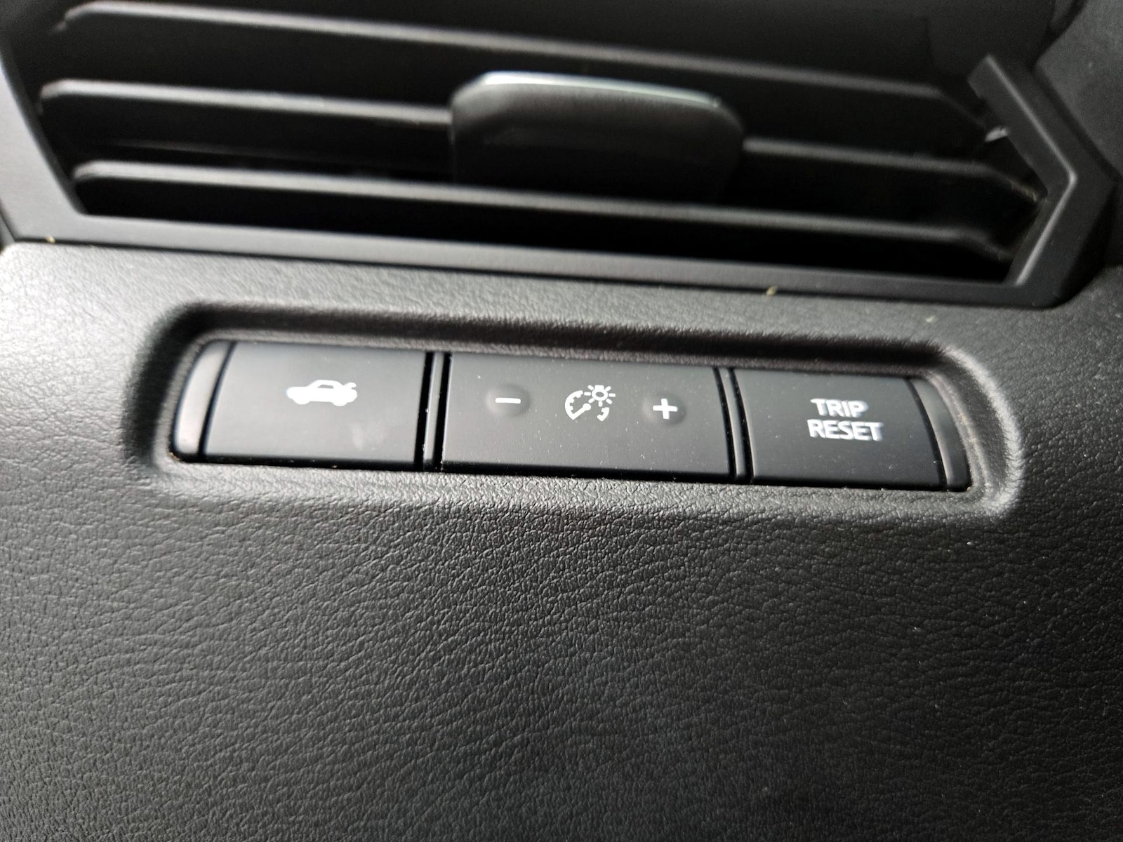 2023 Nissan Altima SV - Photo 12