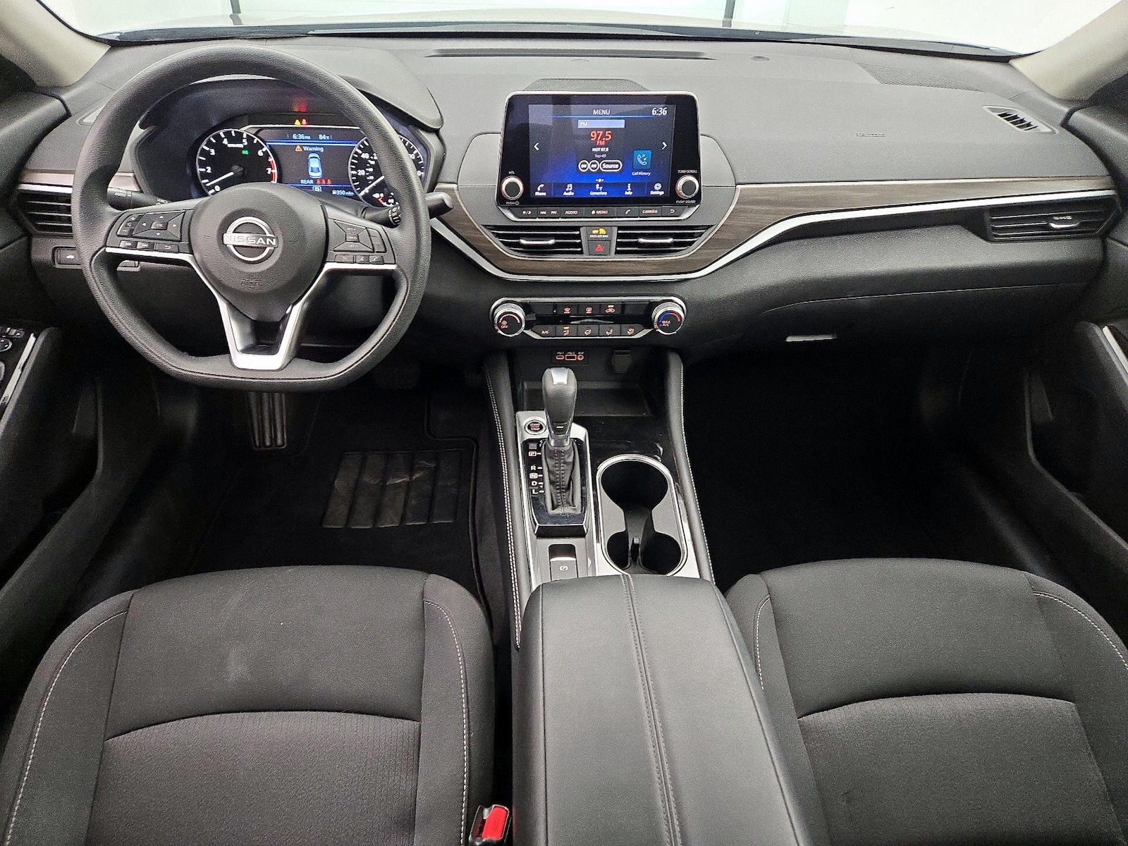 2023 Nissan Altima SV - Photo 8