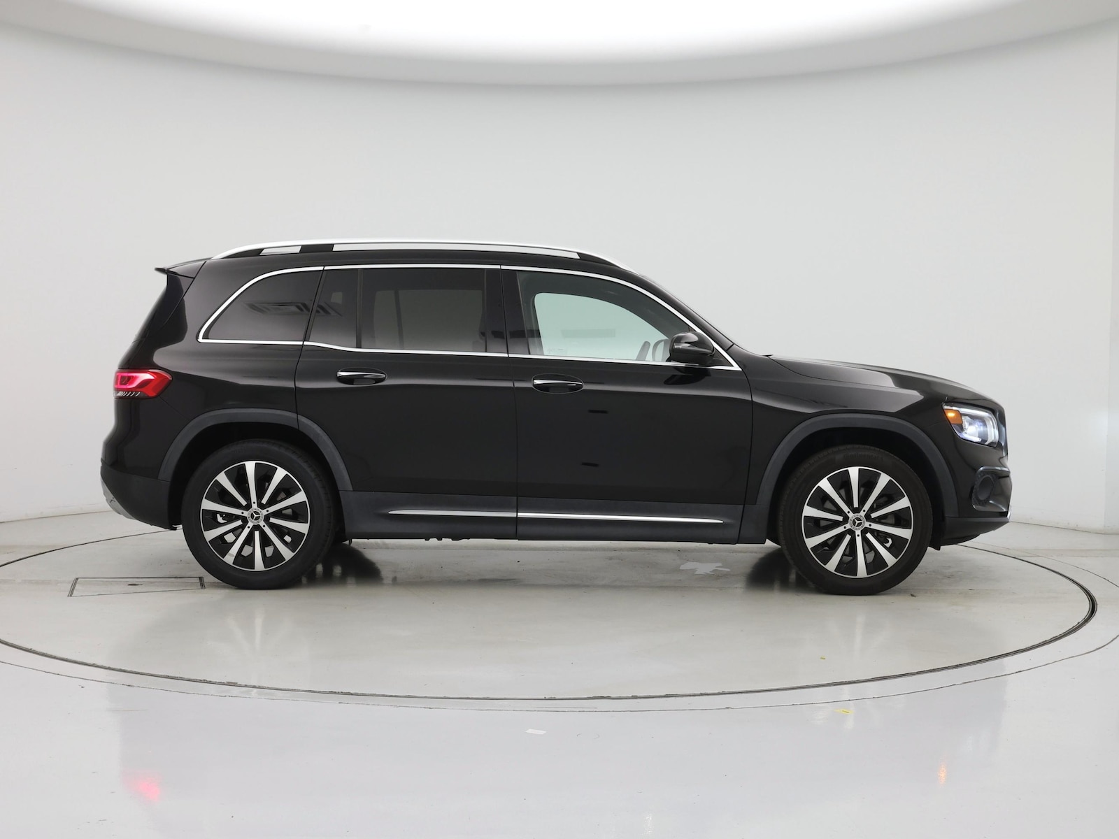 2022 Mercedes-Benz GLB Base - Photo 8