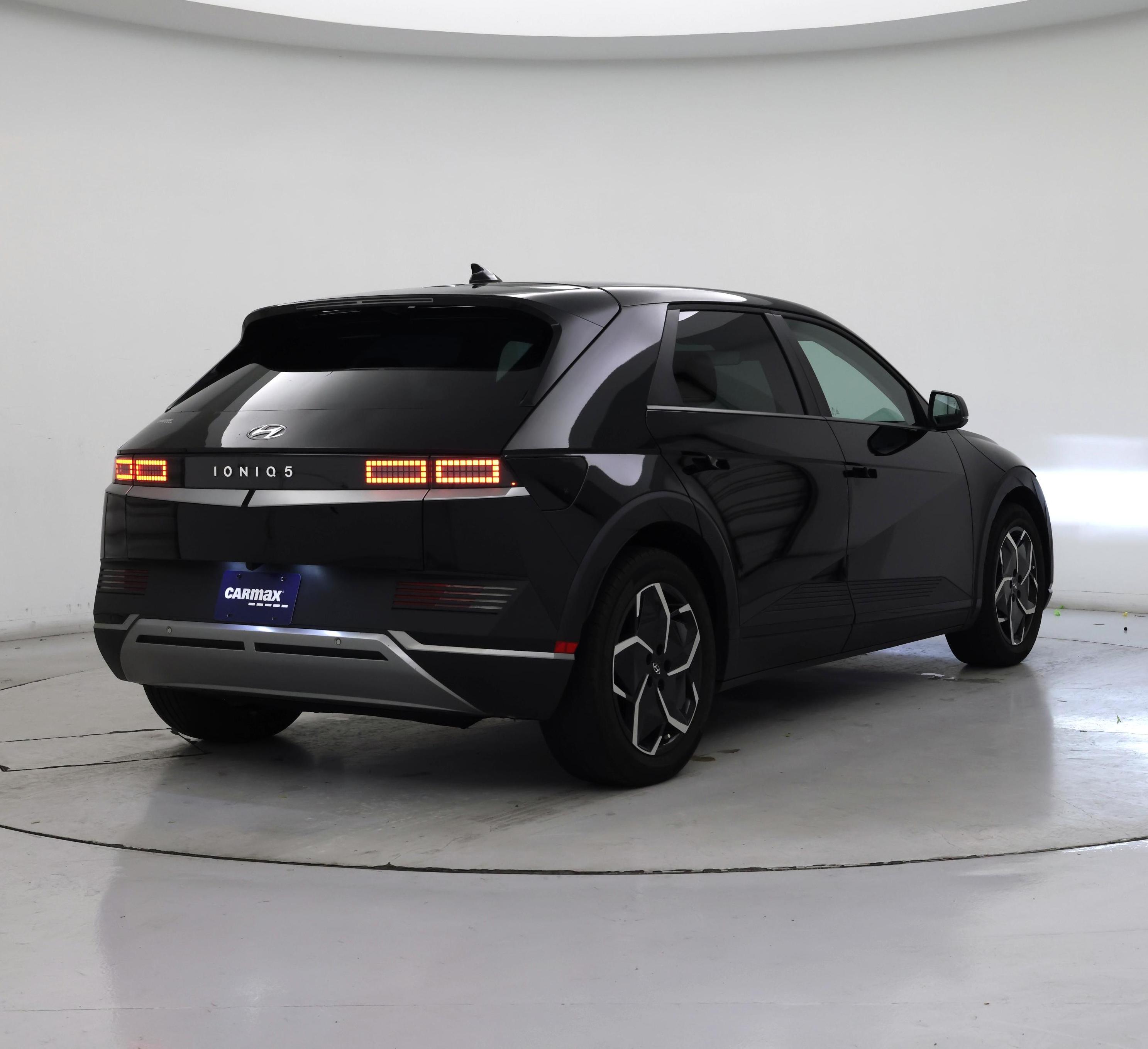 Thumbnail: 2024 Hyundai Ioniq 5 - 8