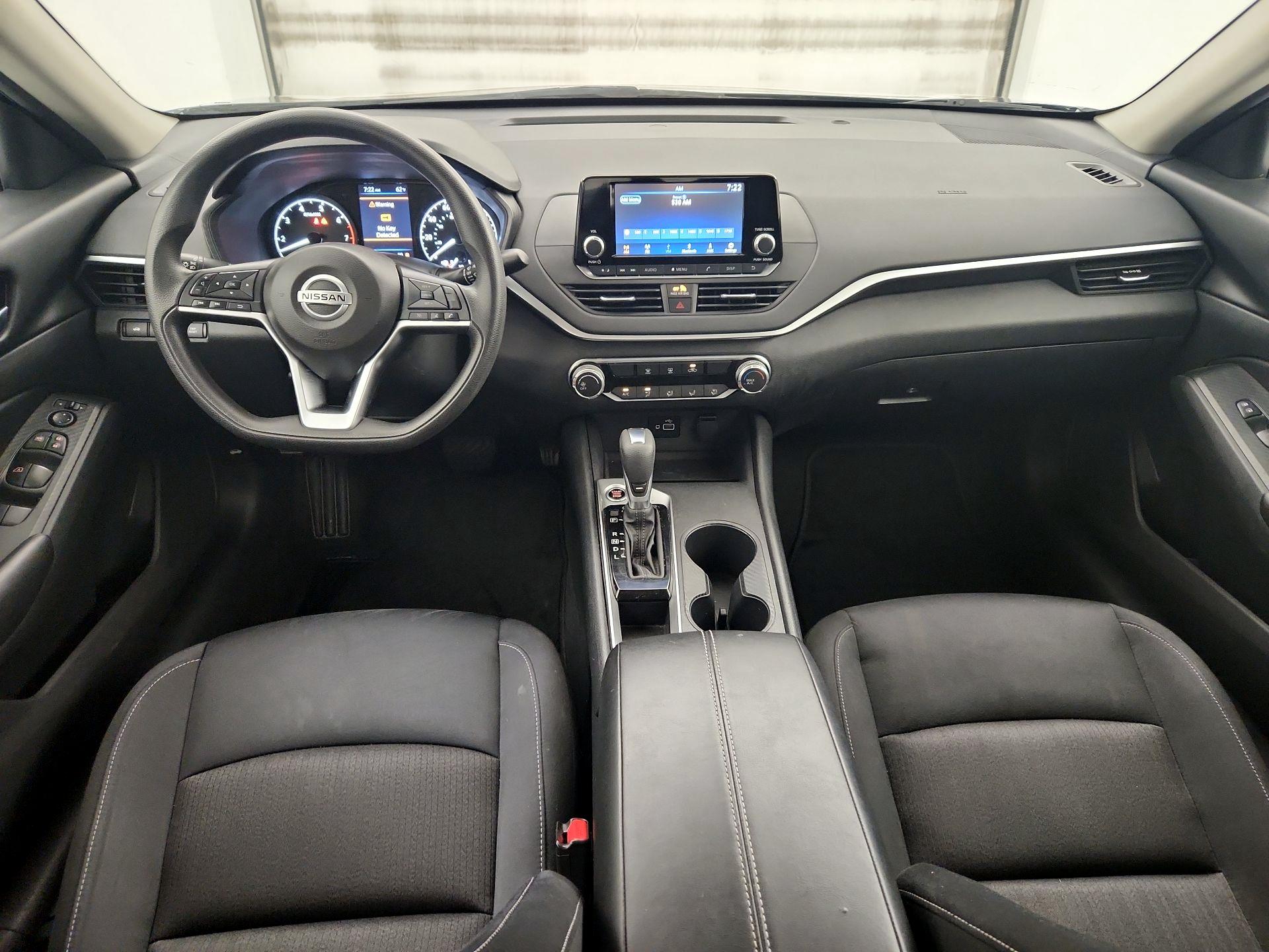 Thumbnail: 2021 Nissan Altima - 9