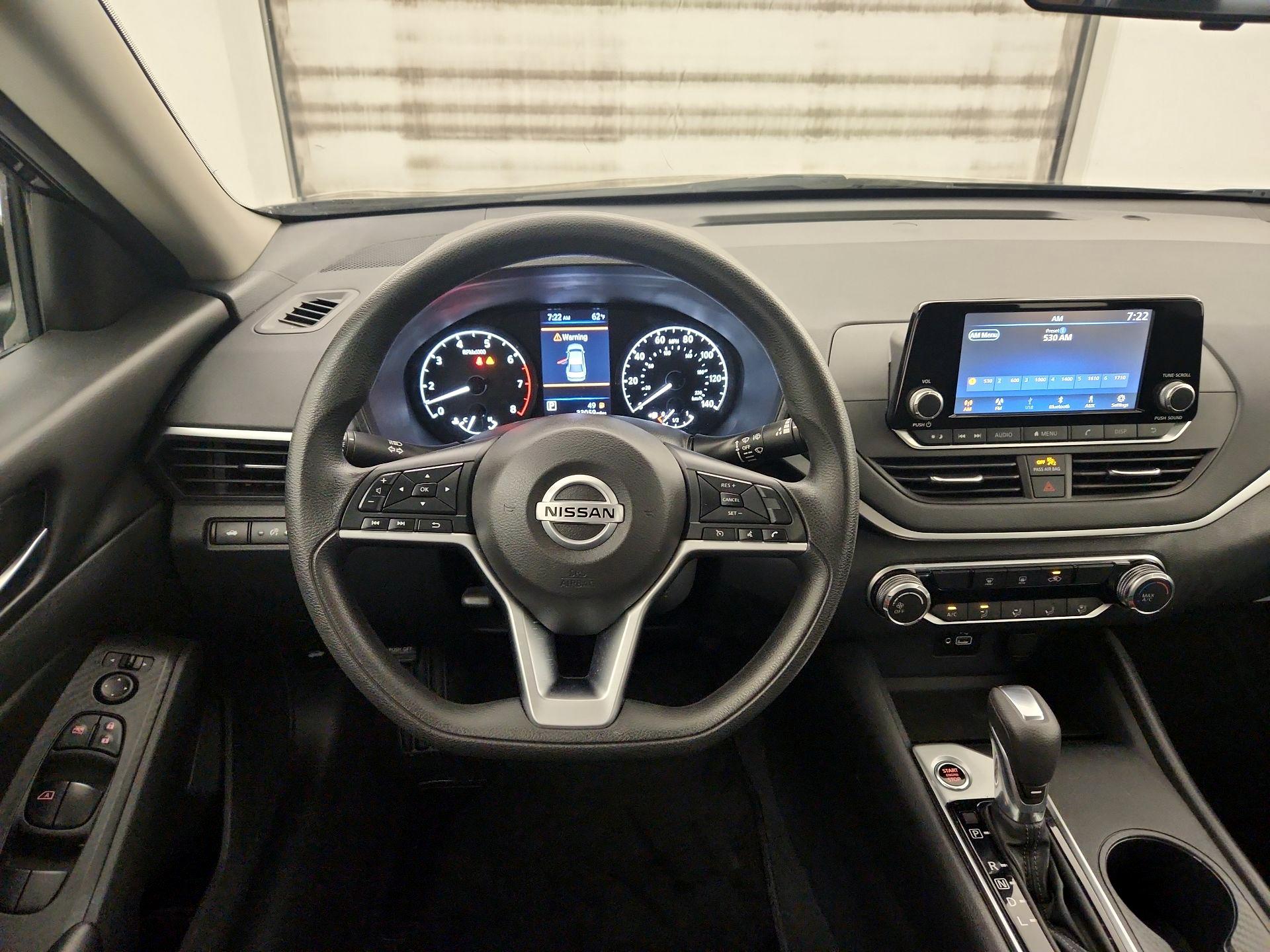 Thumbnail: 2021 Nissan Altima - 10