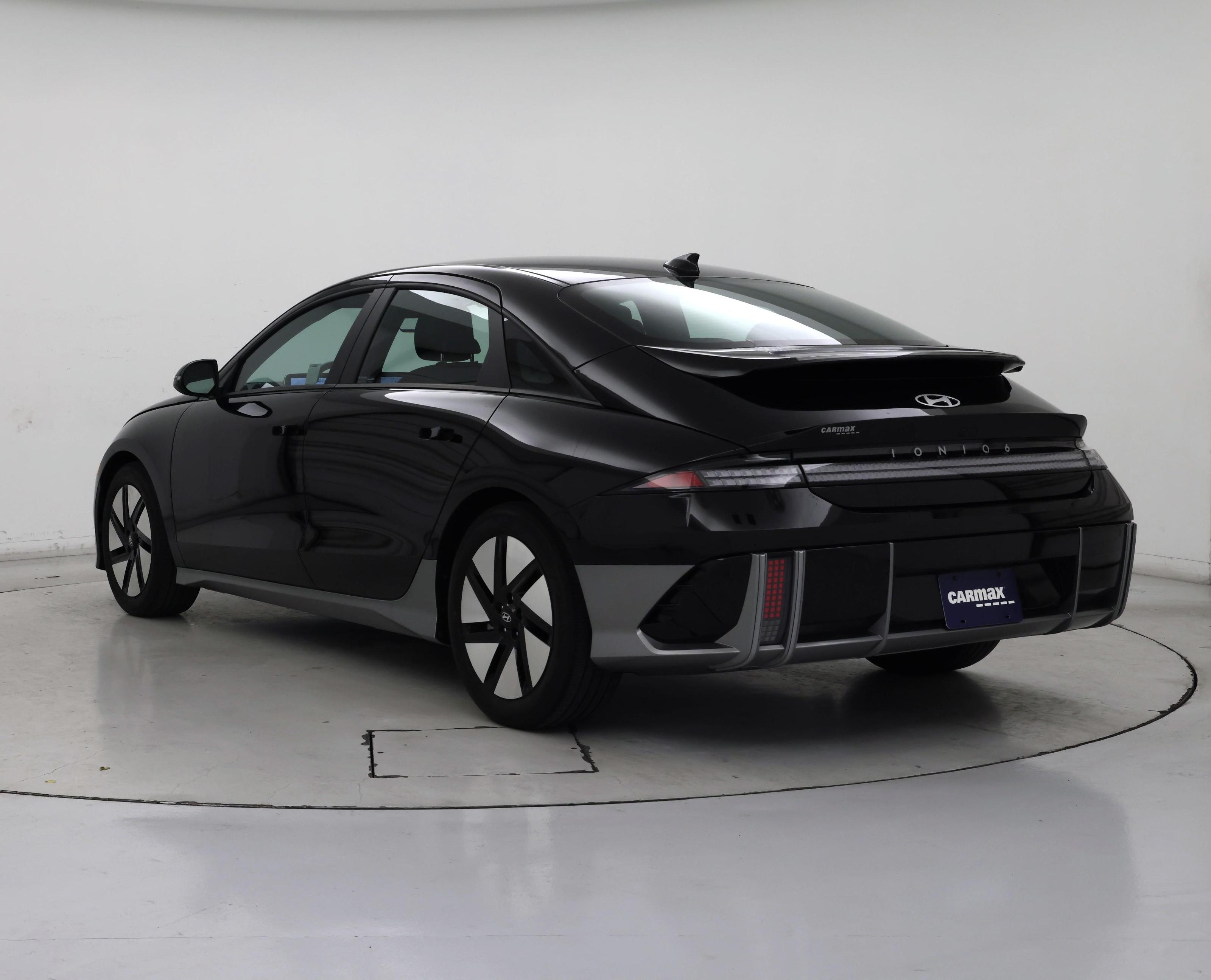 Thumbnail: 2024 Hyundai Ioniq 6 - 2