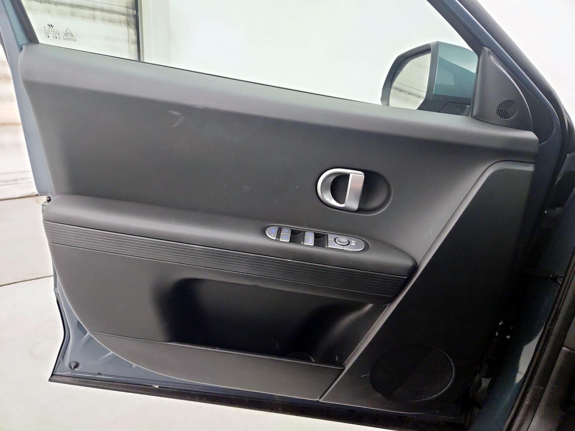 Thumbnail: 2024 Hyundai Ioniq 5 - 12