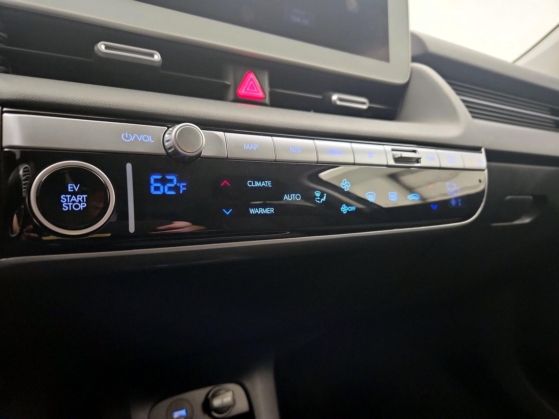 Thumbnail: 2024 Hyundai Ioniq 5 - 17