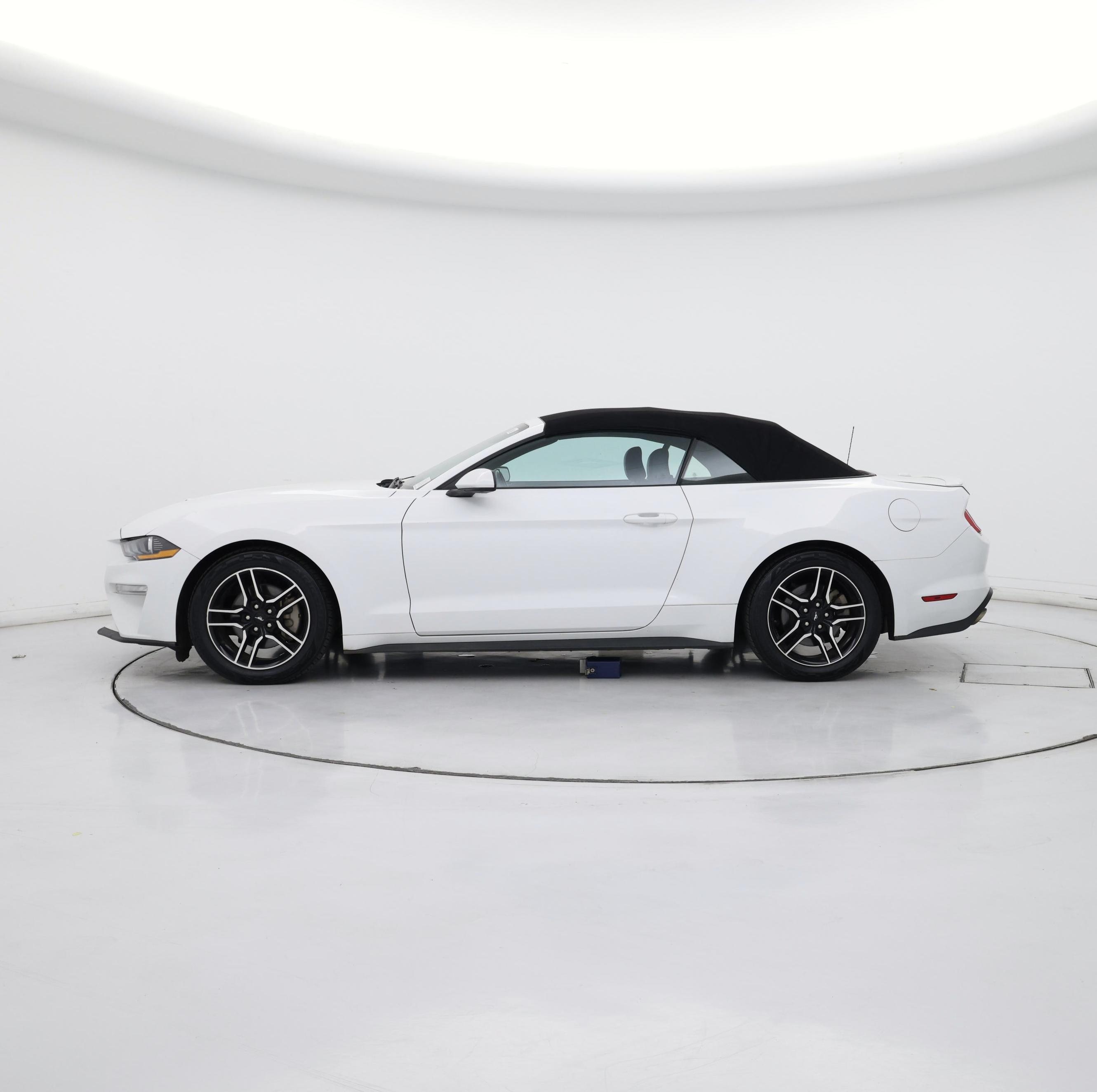 Thumbnail: 2023 Ford Mustang - 3