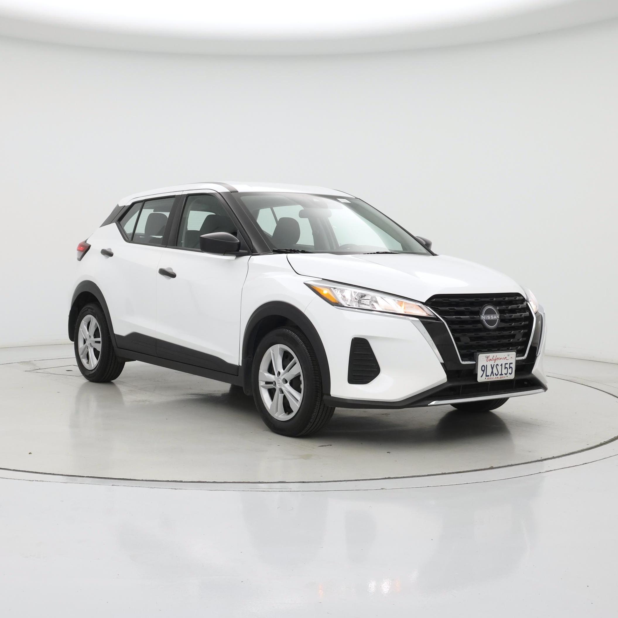 White 2024 Nissan Kicks SUV / Crossover Front-Wheel Drive Automatic