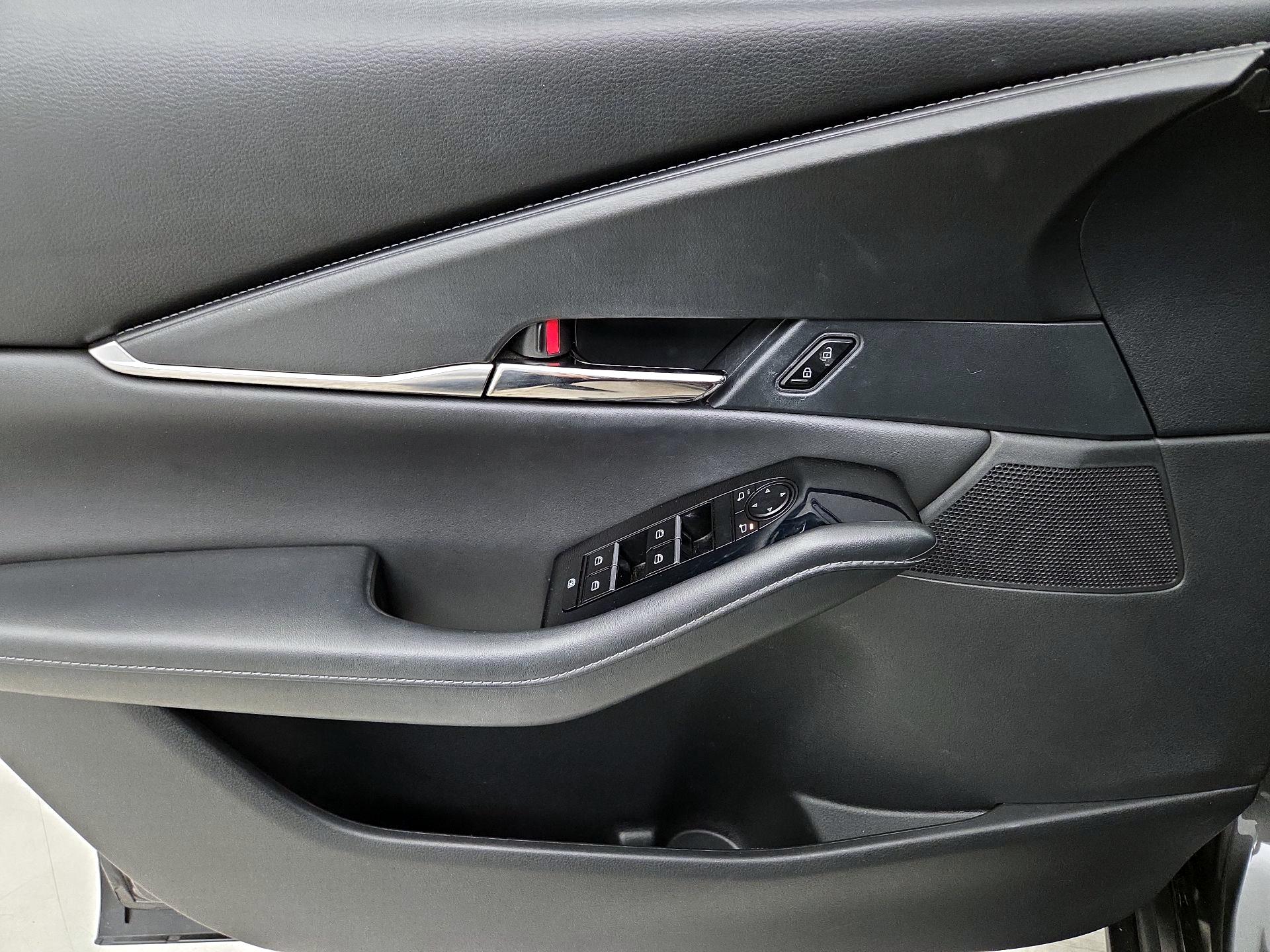 Thumbnail: 2023 Mazda CX-30 - 12