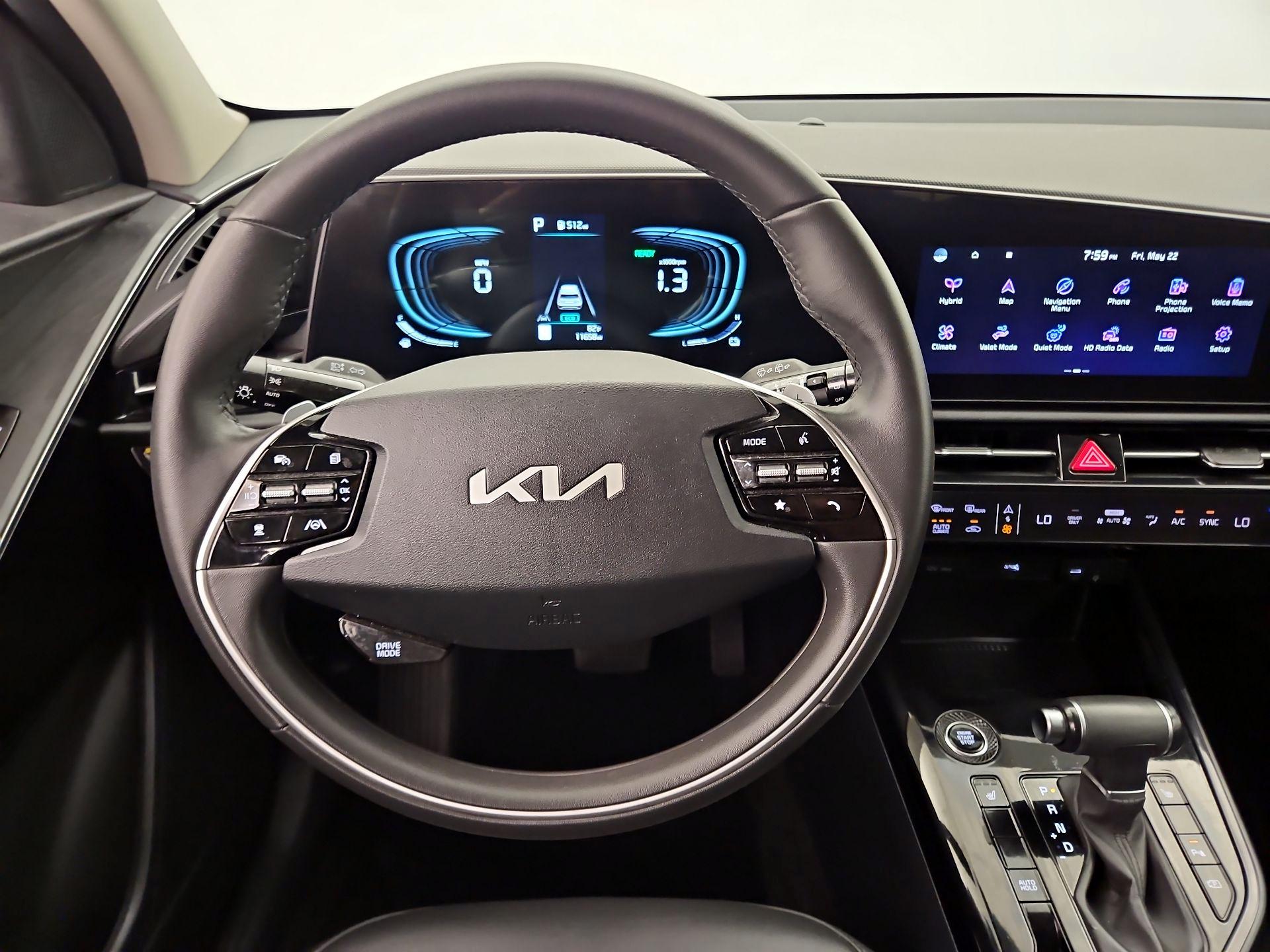Thumbnail: 2025 Kia Niro - 10