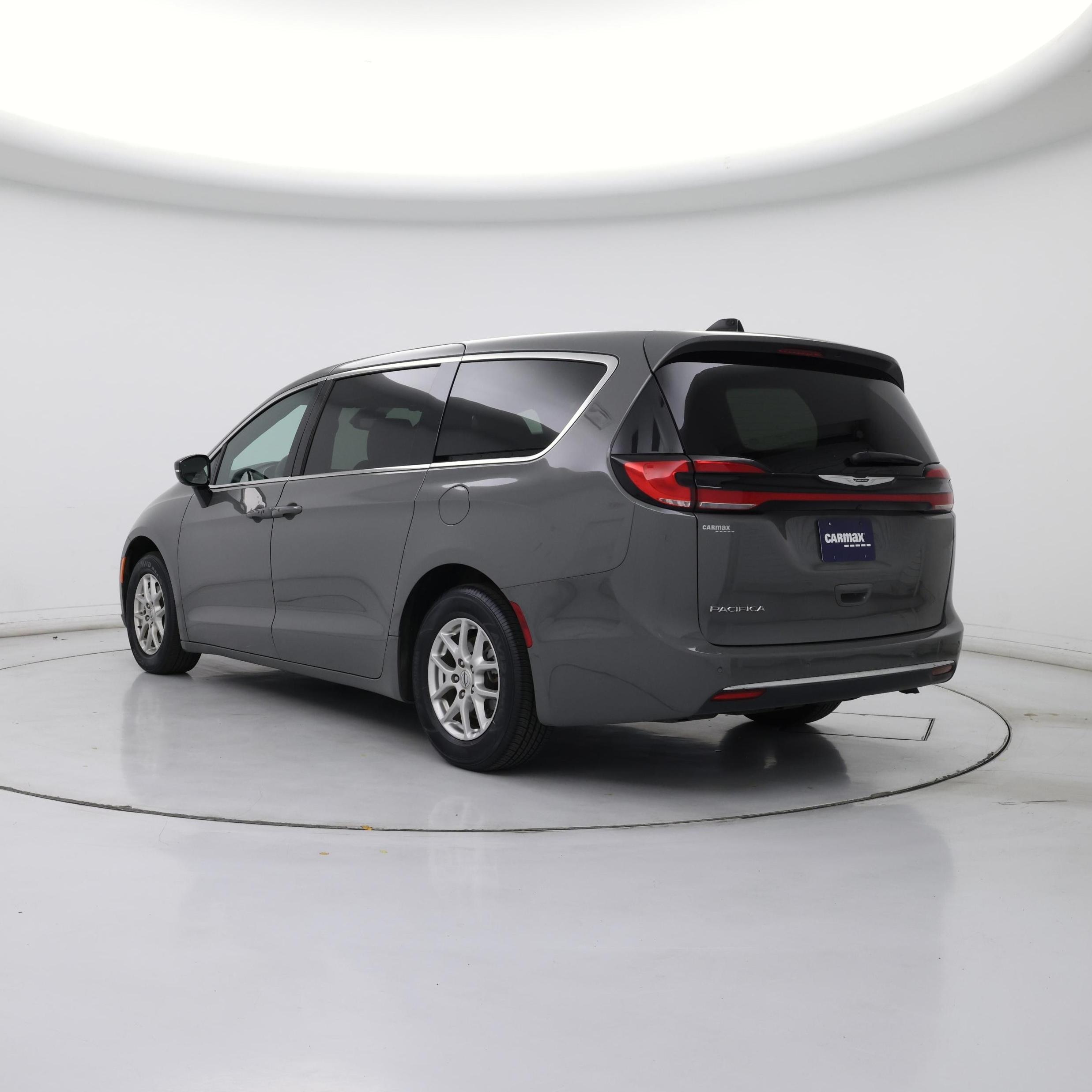 Thumbnail: 2025 Chrysler Pacifica - 2