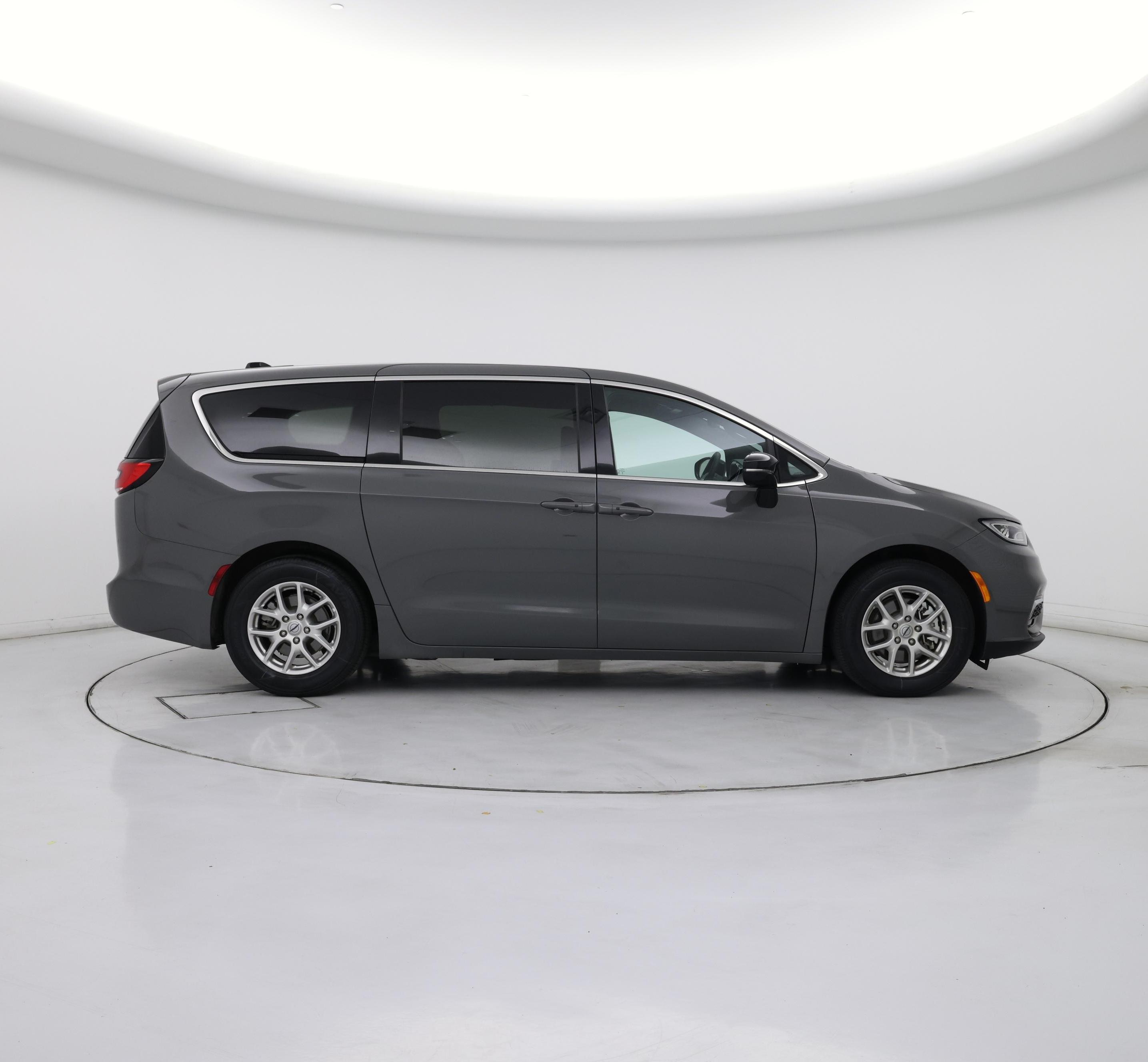 Thumbnail: 2025 Chrysler Pacifica - 7