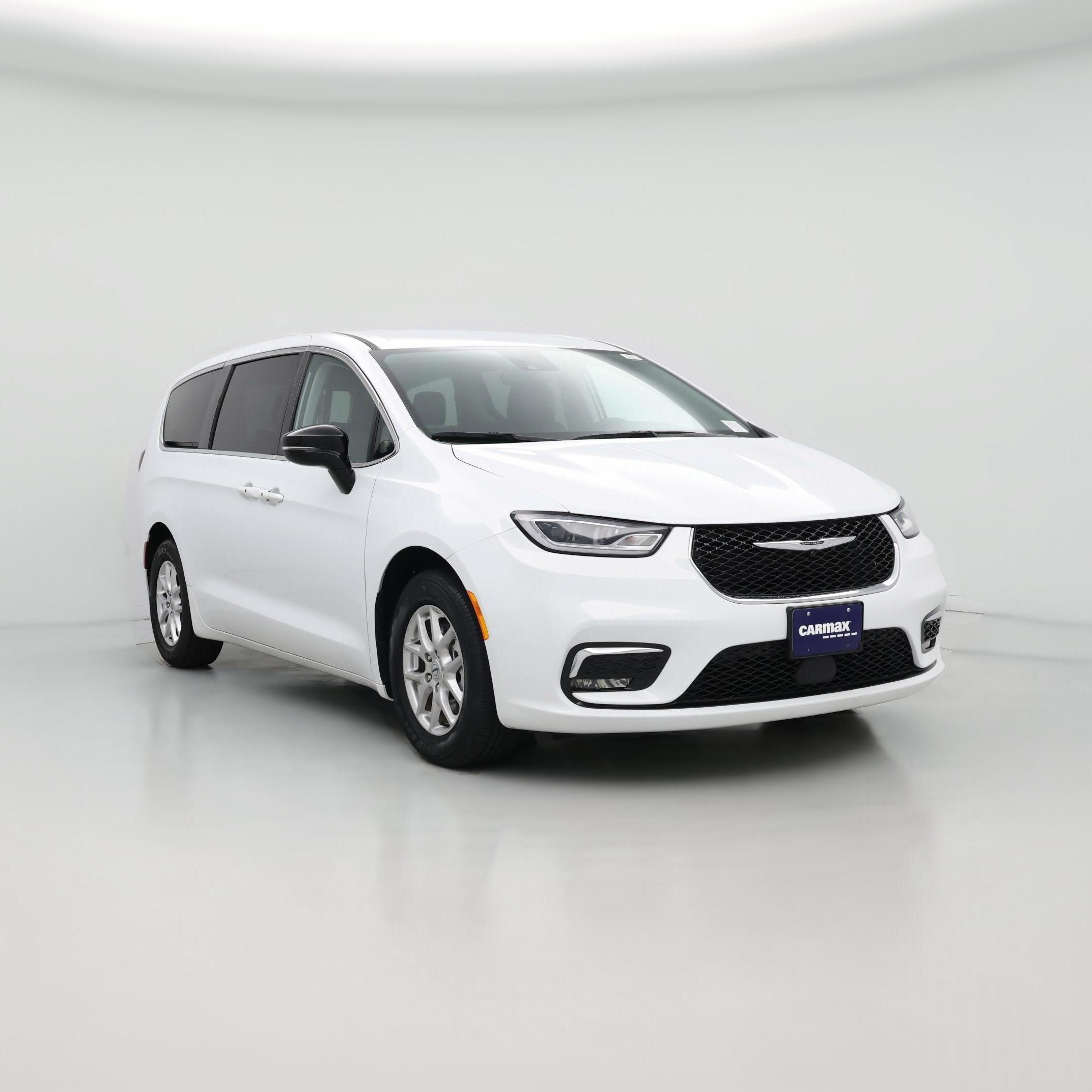 Thumbnail: 2024 Chrysler Pacifica - 1