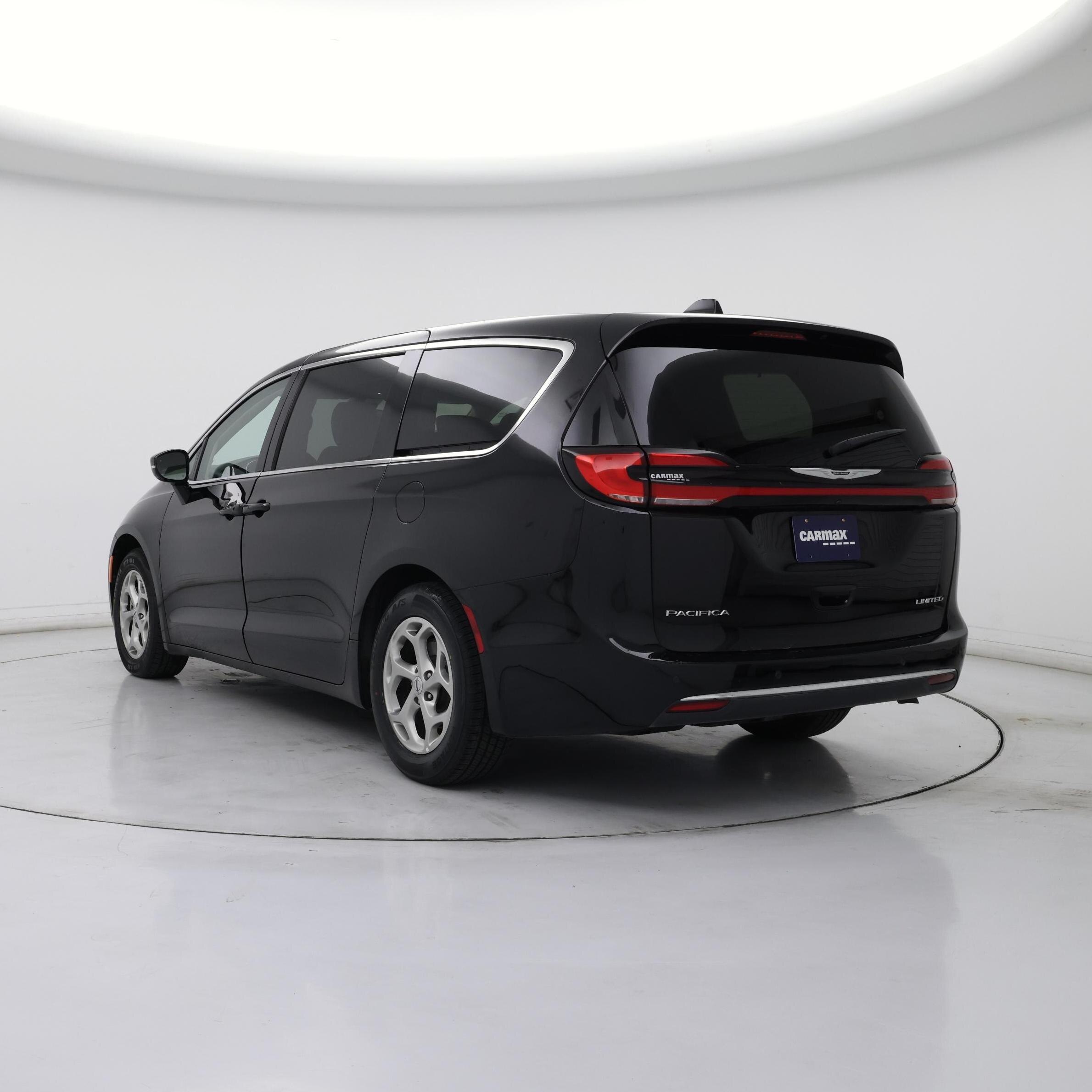Thumbnail: 2024 Chrysler Pacifica - 2