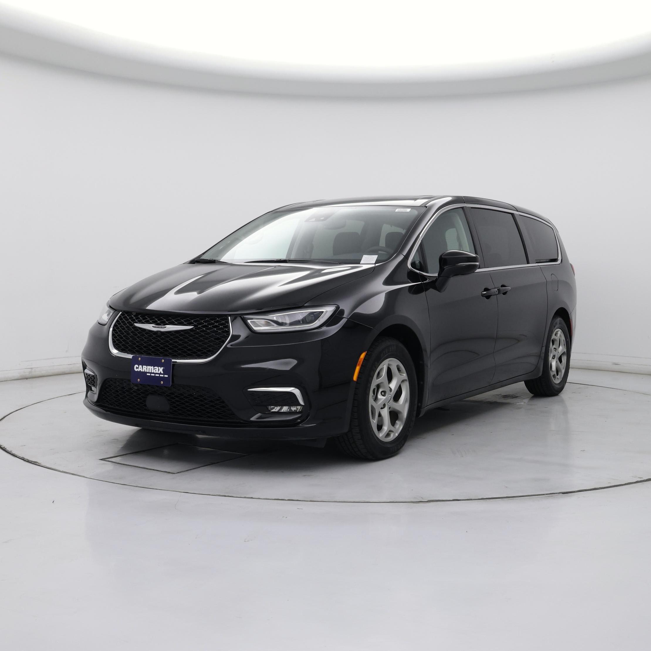 Thumbnail: 2024 Chrysler Pacifica - 4
