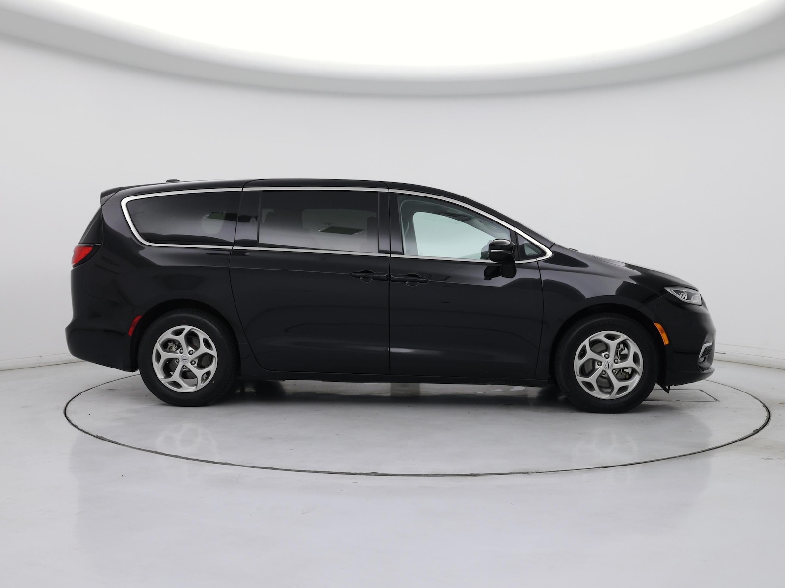 2024 Chrysler Pacifica Limited - Photo 8