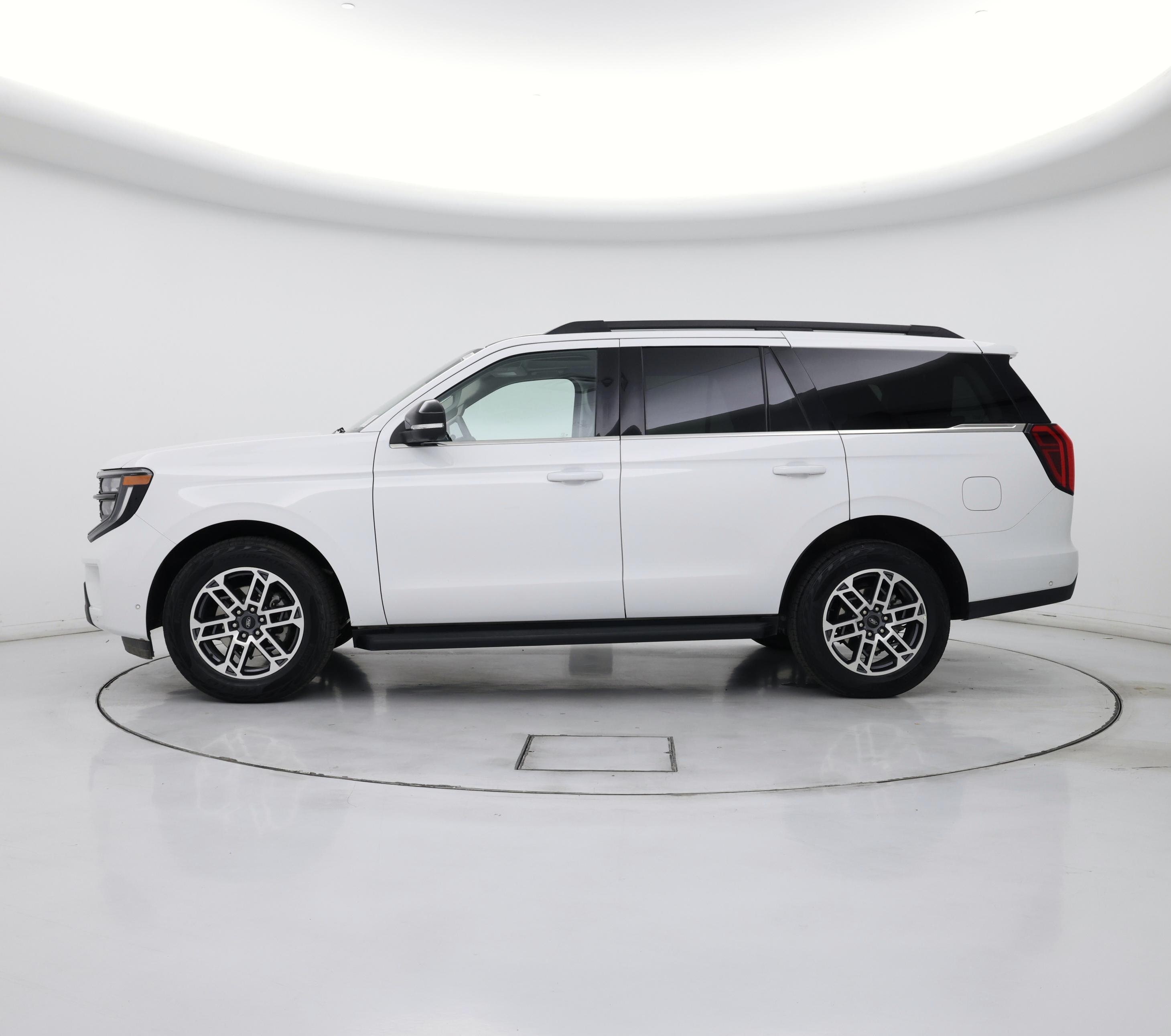 Thumbnail: 2025 Ford Expedition - 3