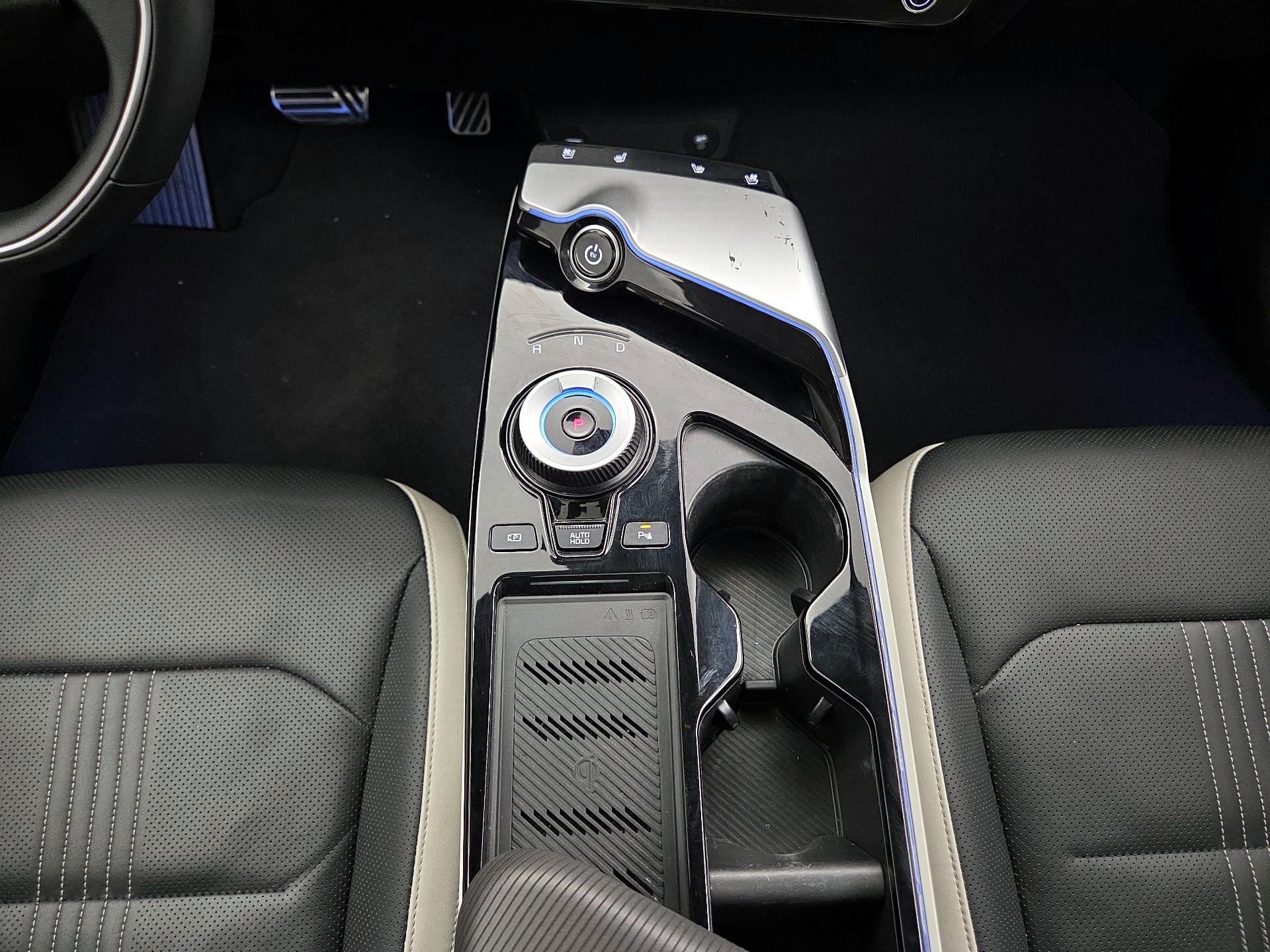 Thumbnail: 2024 Kia EV6 - 18