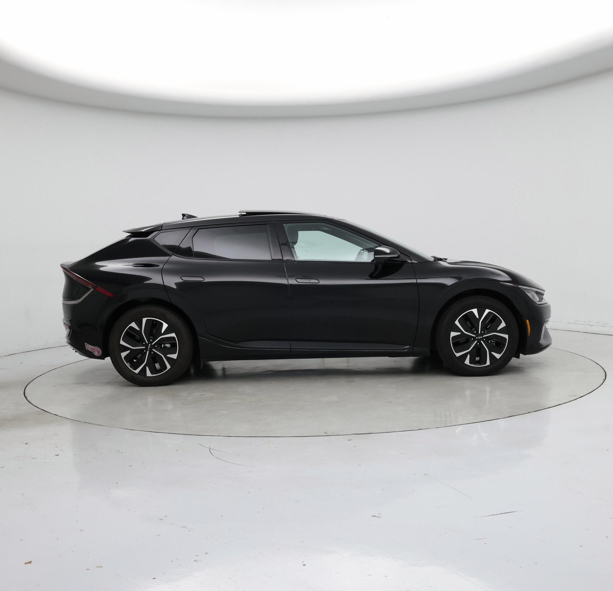 Thumbnail: 2024 Kia EV6 - 7