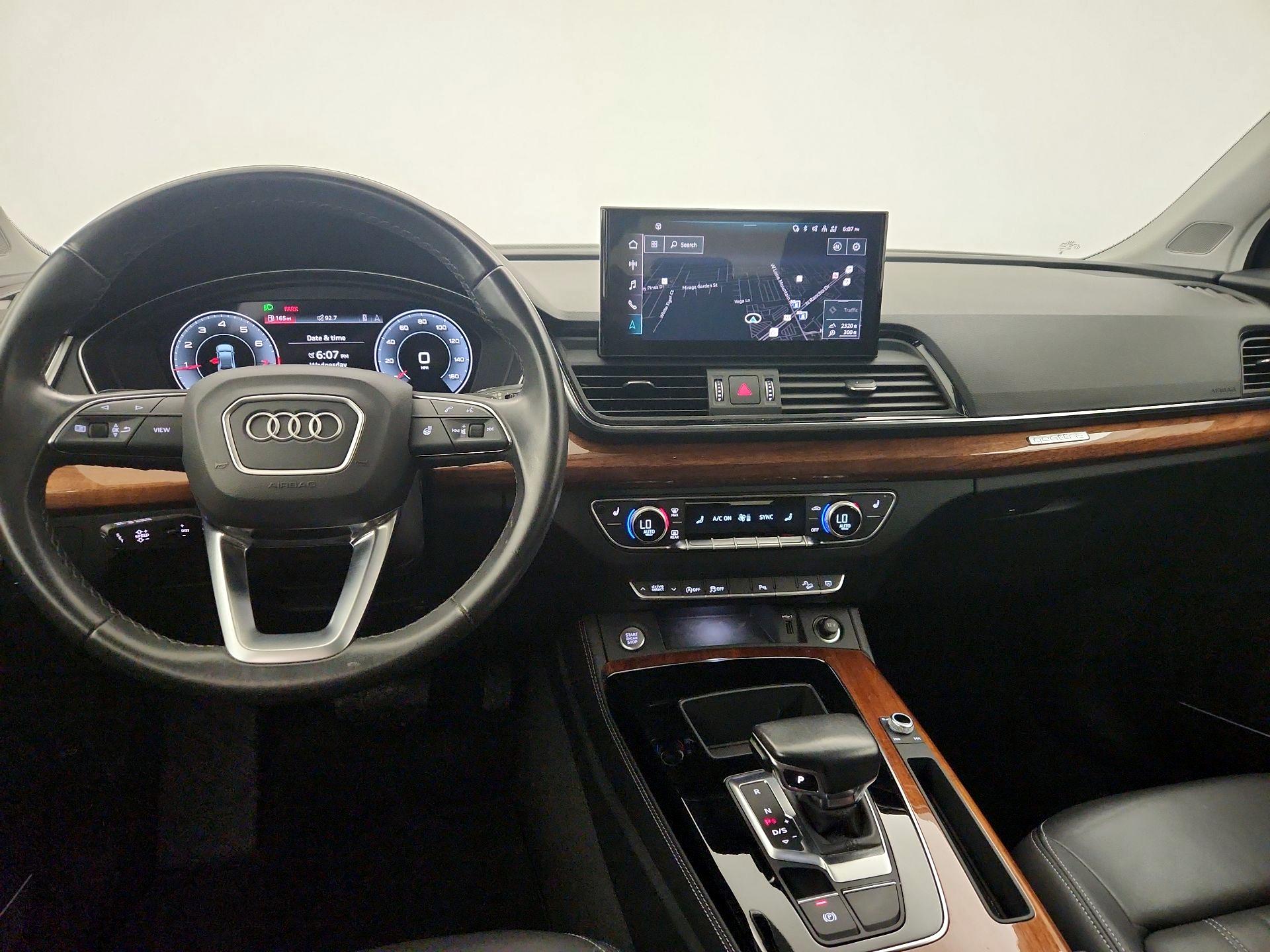 Thumbnail: 2023 Audi Q5 - 9