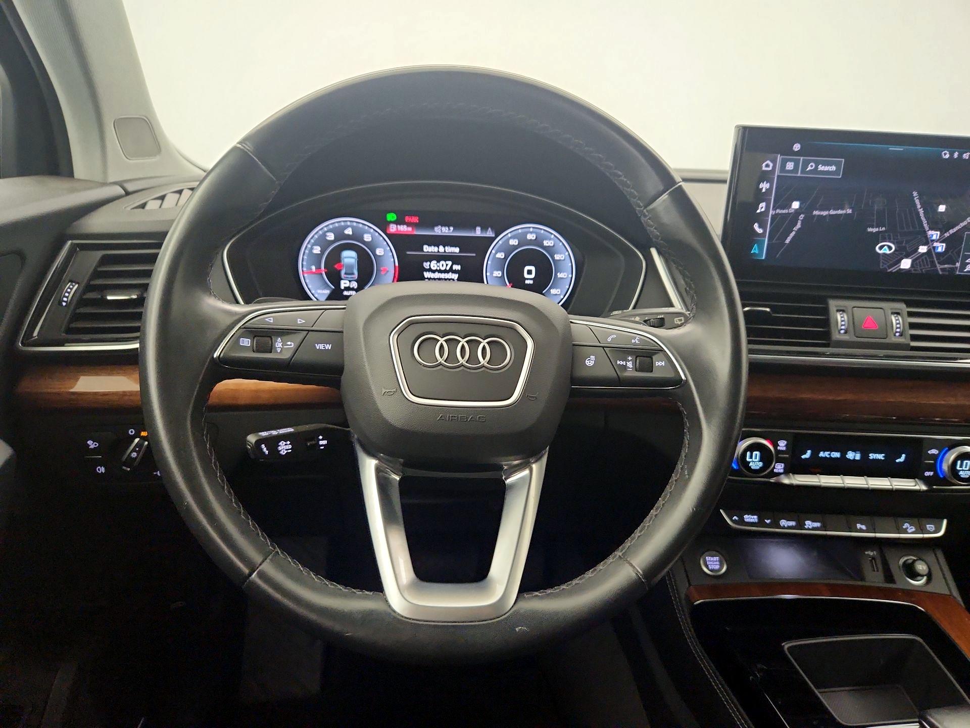 Thumbnail: 2023 Audi Q5 - 10