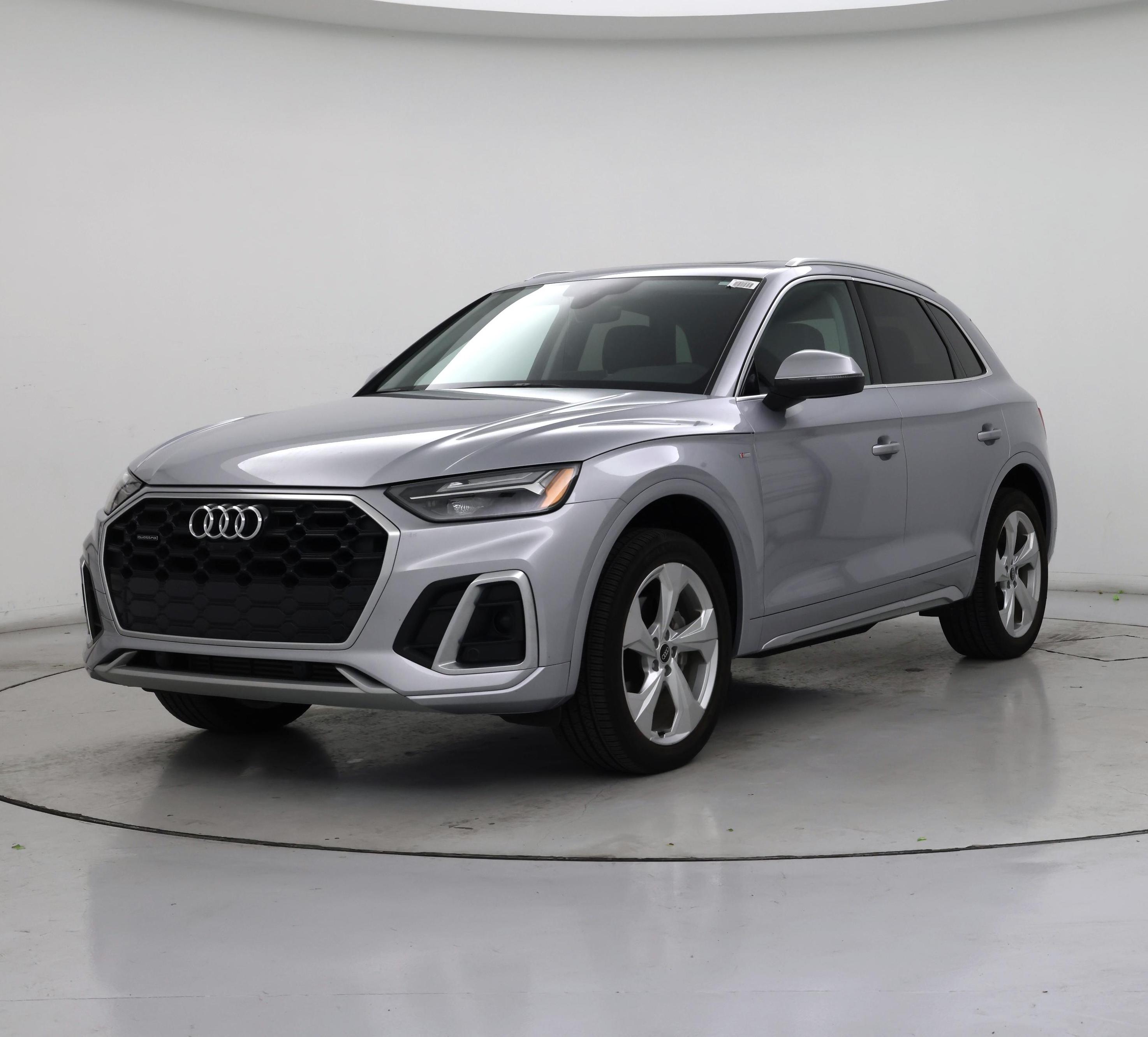 Thumbnail: 2023 Audi Q5 - 4