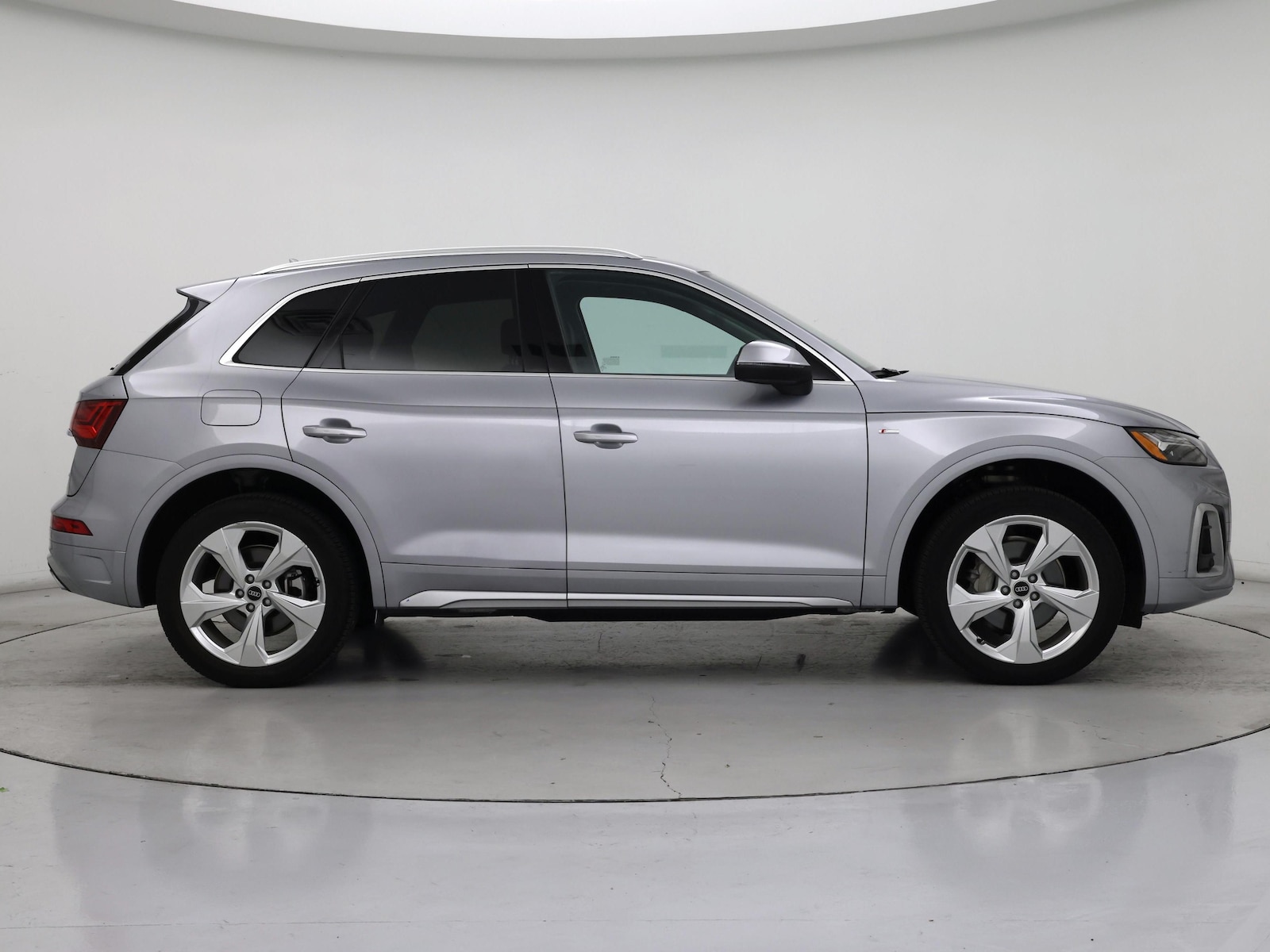 2023 Audi Q5 Premium Plus - Photo 8