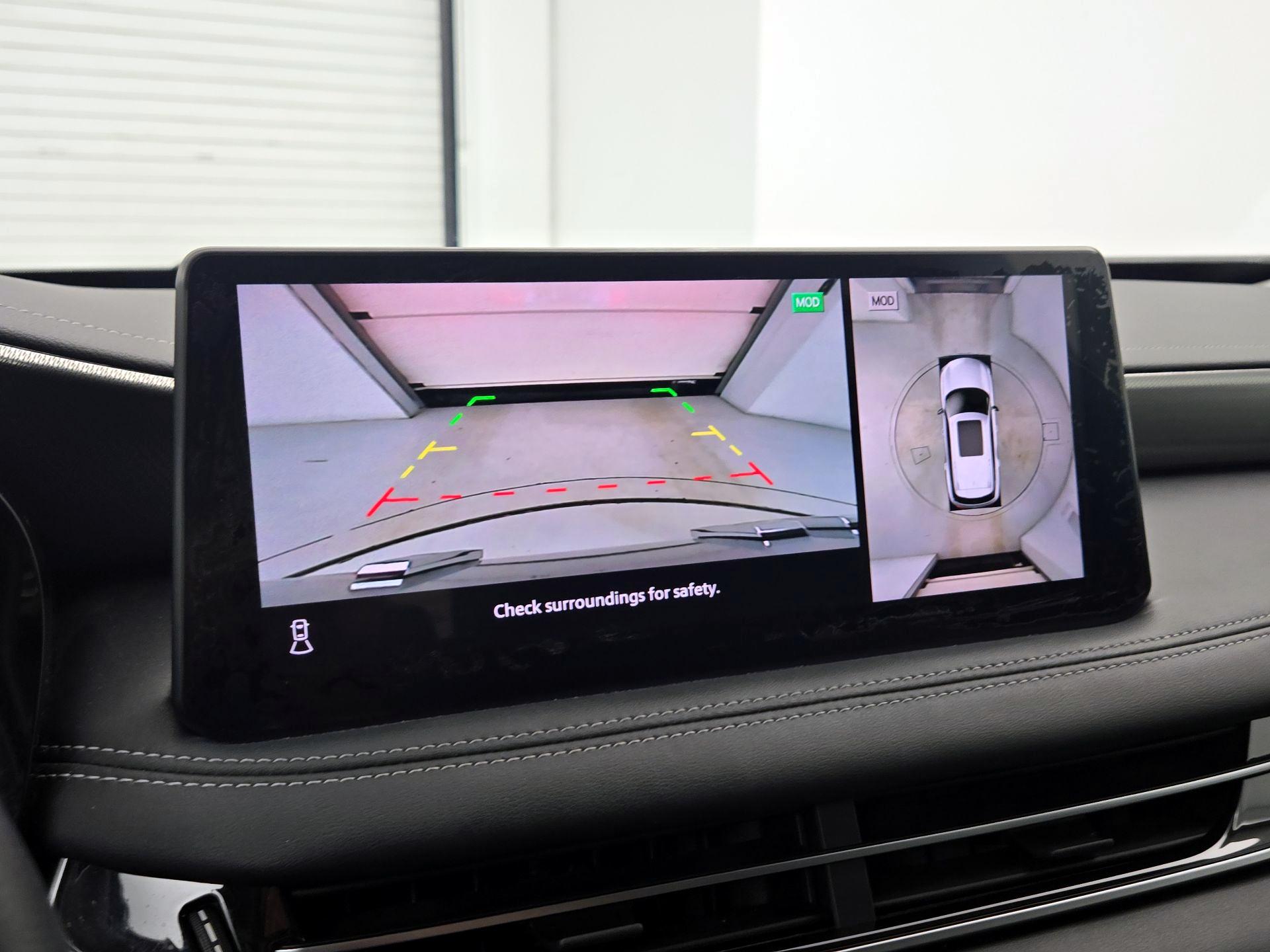 Thumbnail: 2023 INFINITI QX60 - 13