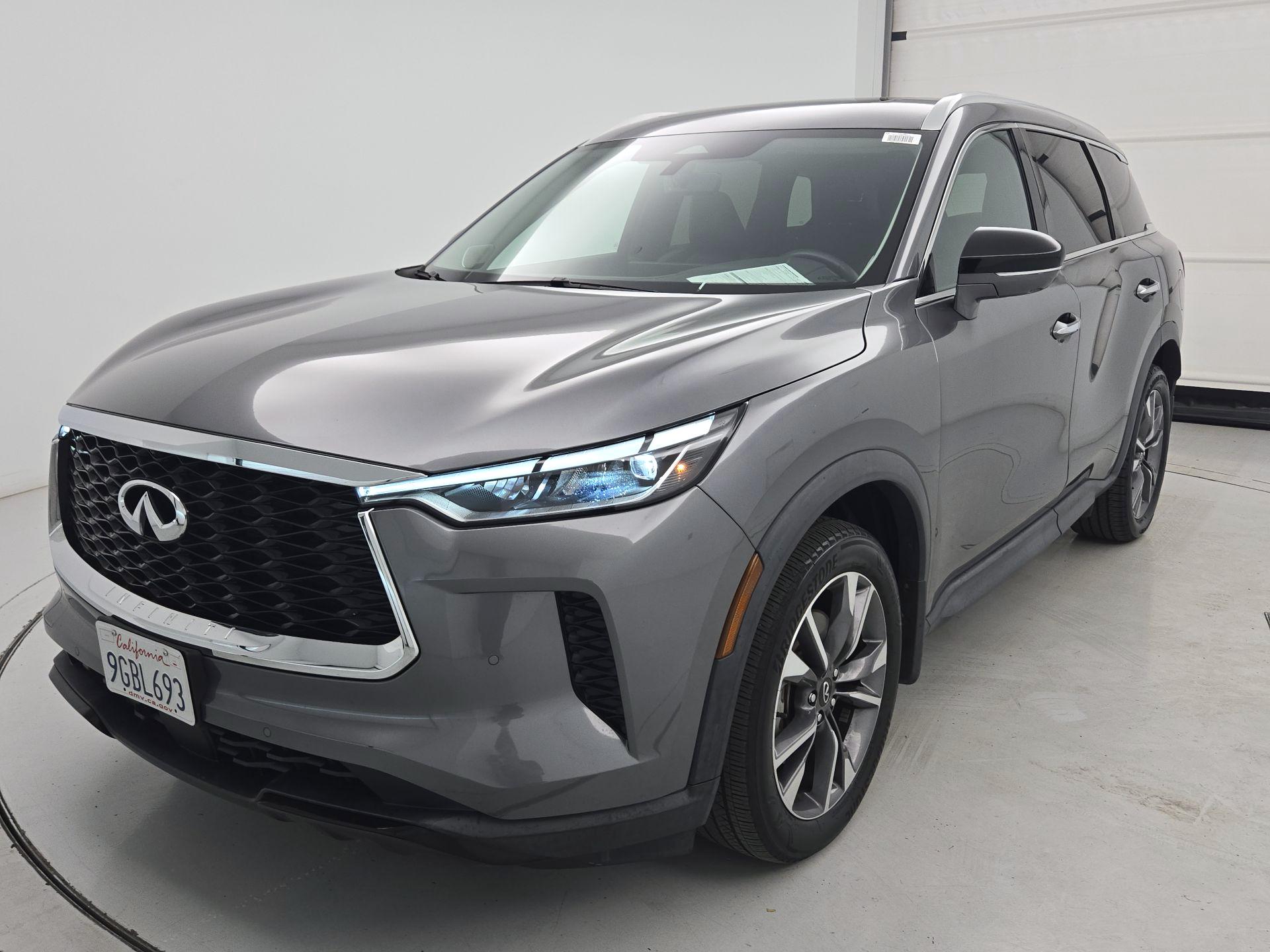 Thumbnail: 2023 INFINITI QX60 - 3