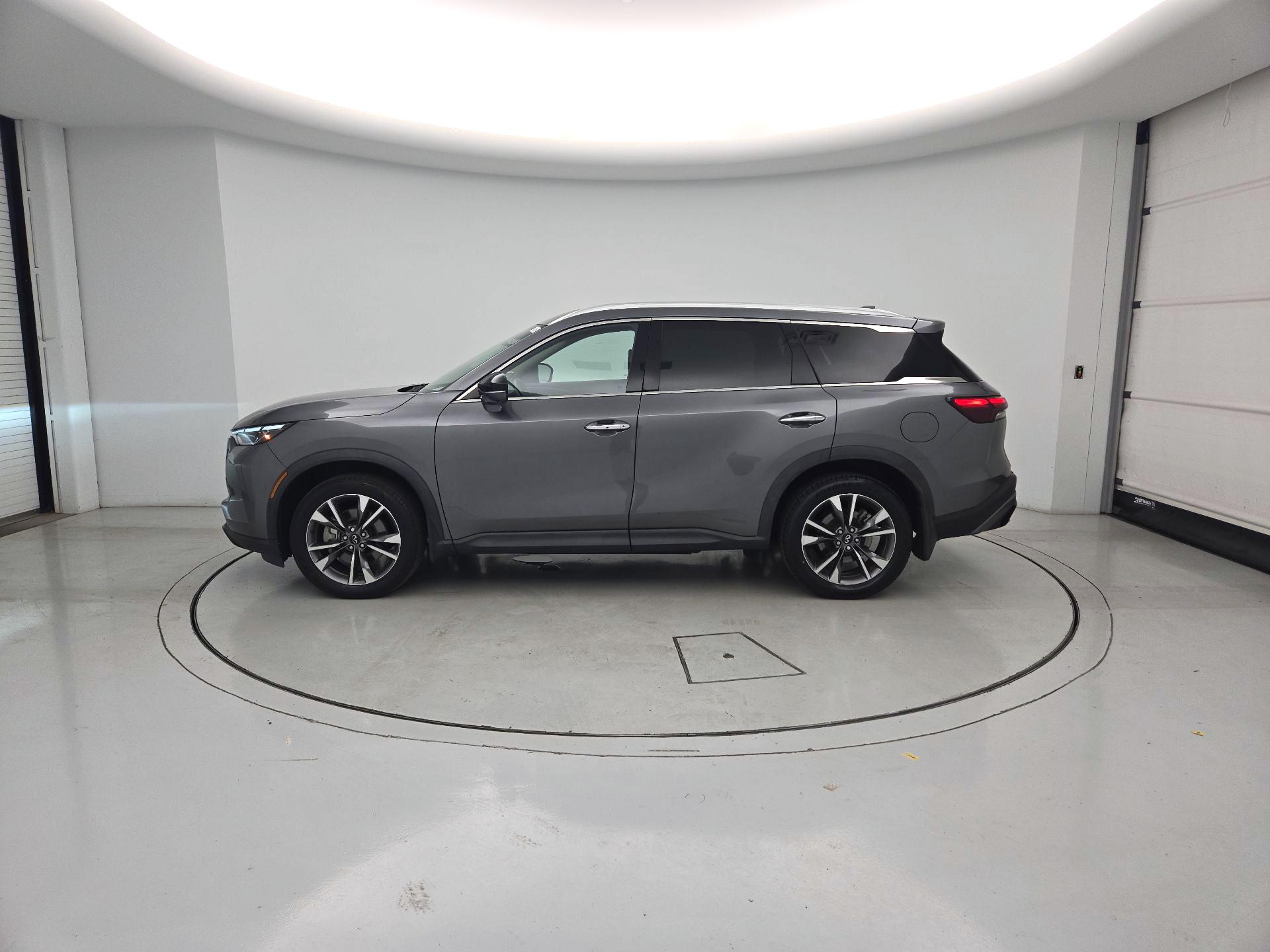 Thumbnail: 2023 INFINITI QX60 - 4