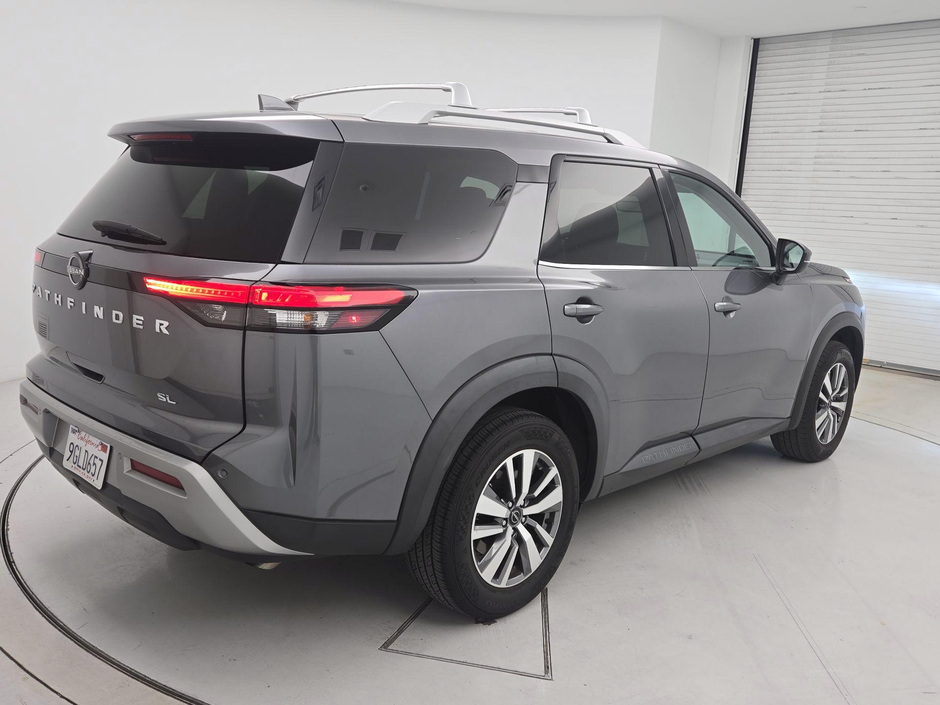 Thumbnail: 2023 Nissan Pathfinder - 5