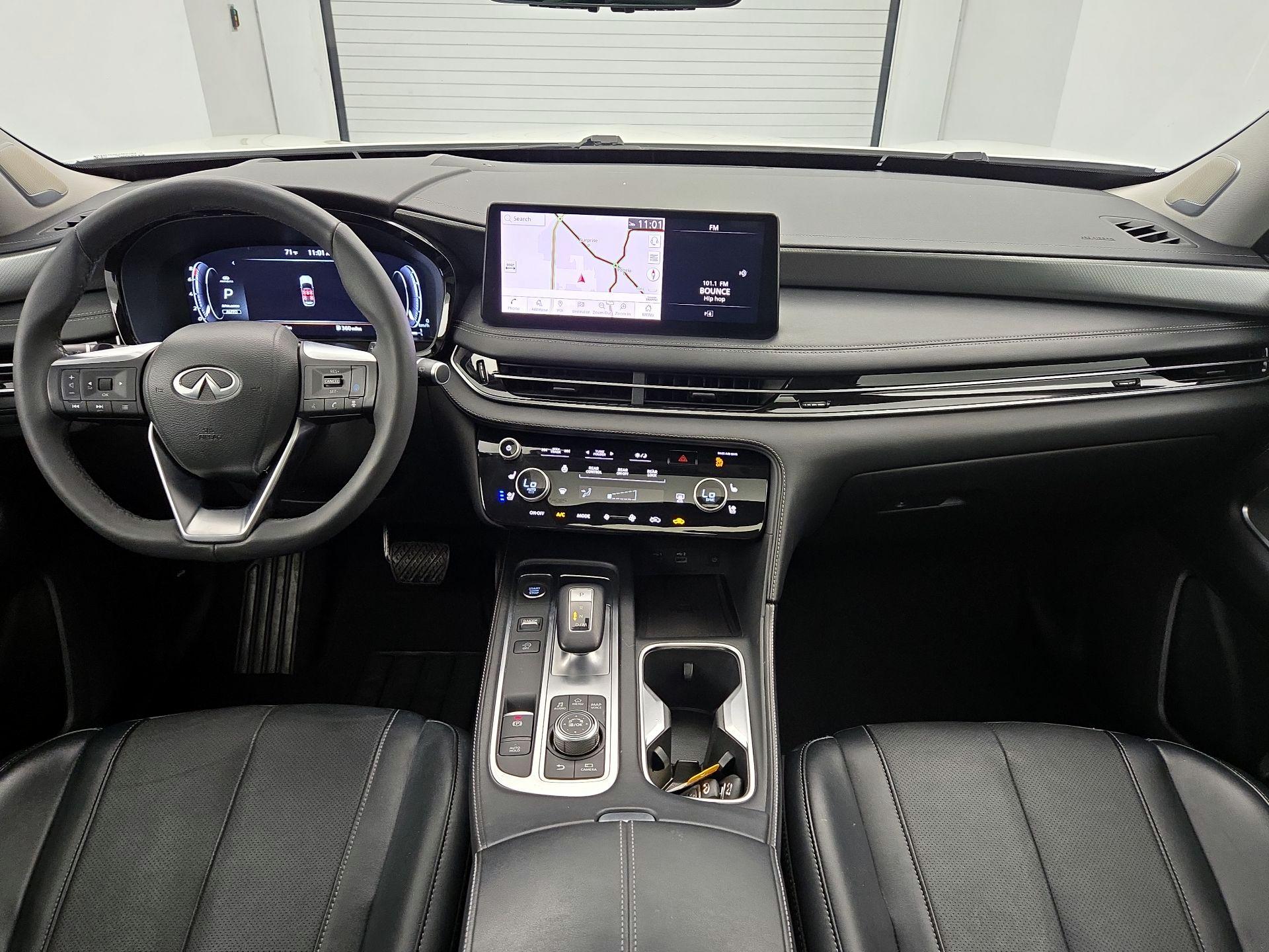 Thumbnail: 2023 INFINITI QX60 - 9