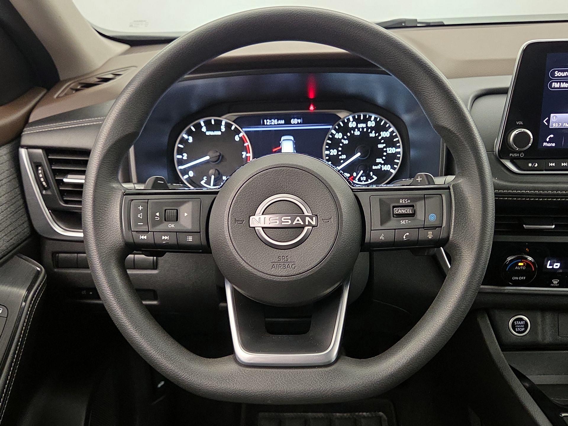 Thumbnail: 2023 Nissan Rogue - 10