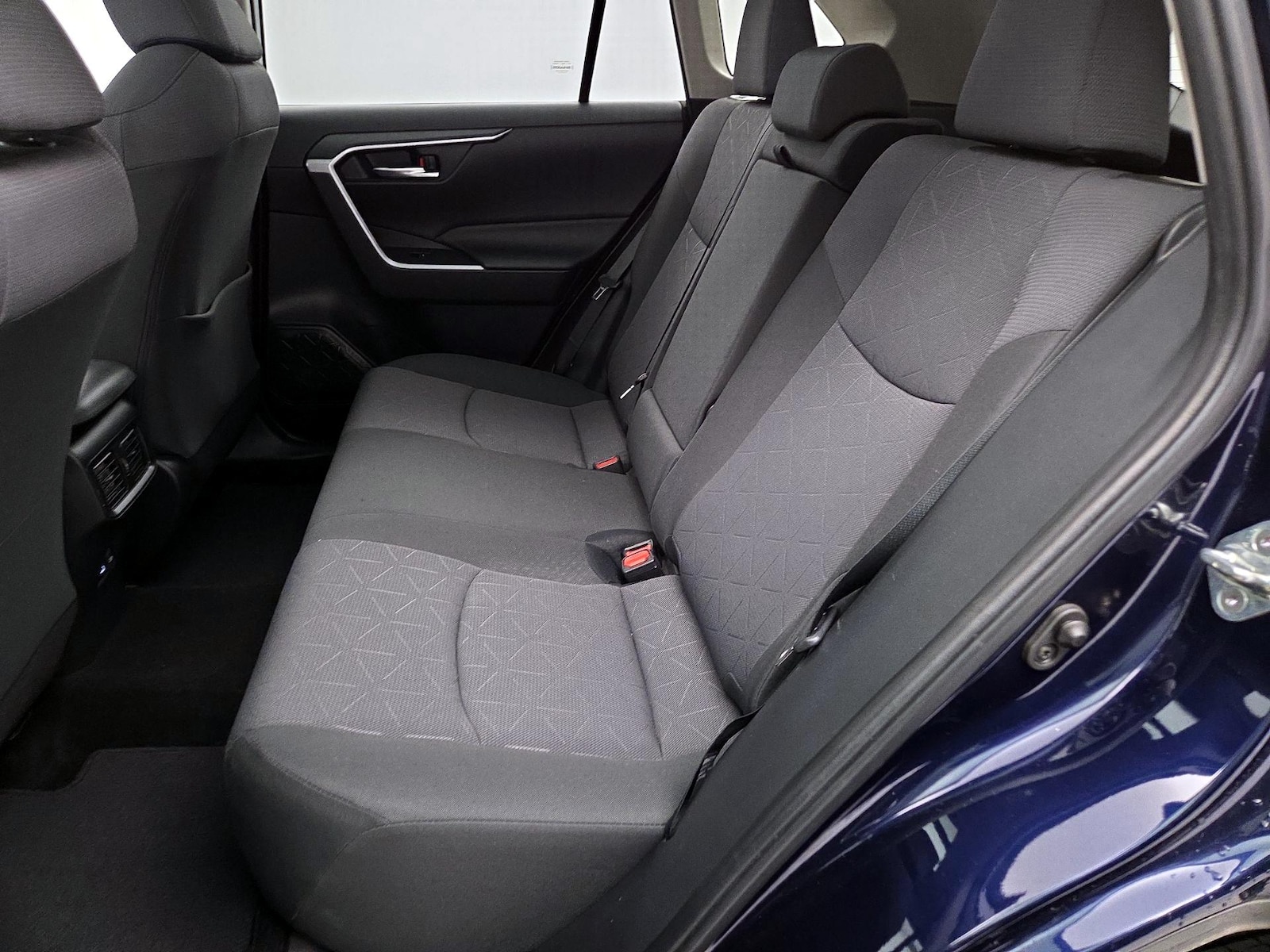2023 Toyota RAV4 XLE - Photo 21