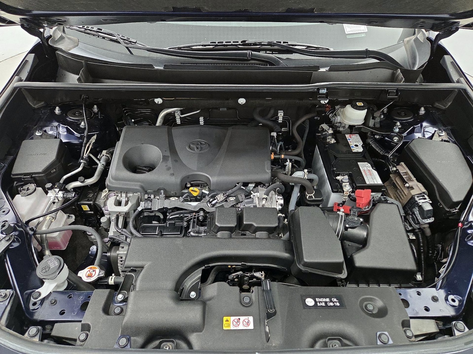 2023 Toyota RAV4 XLE - Photo 23
