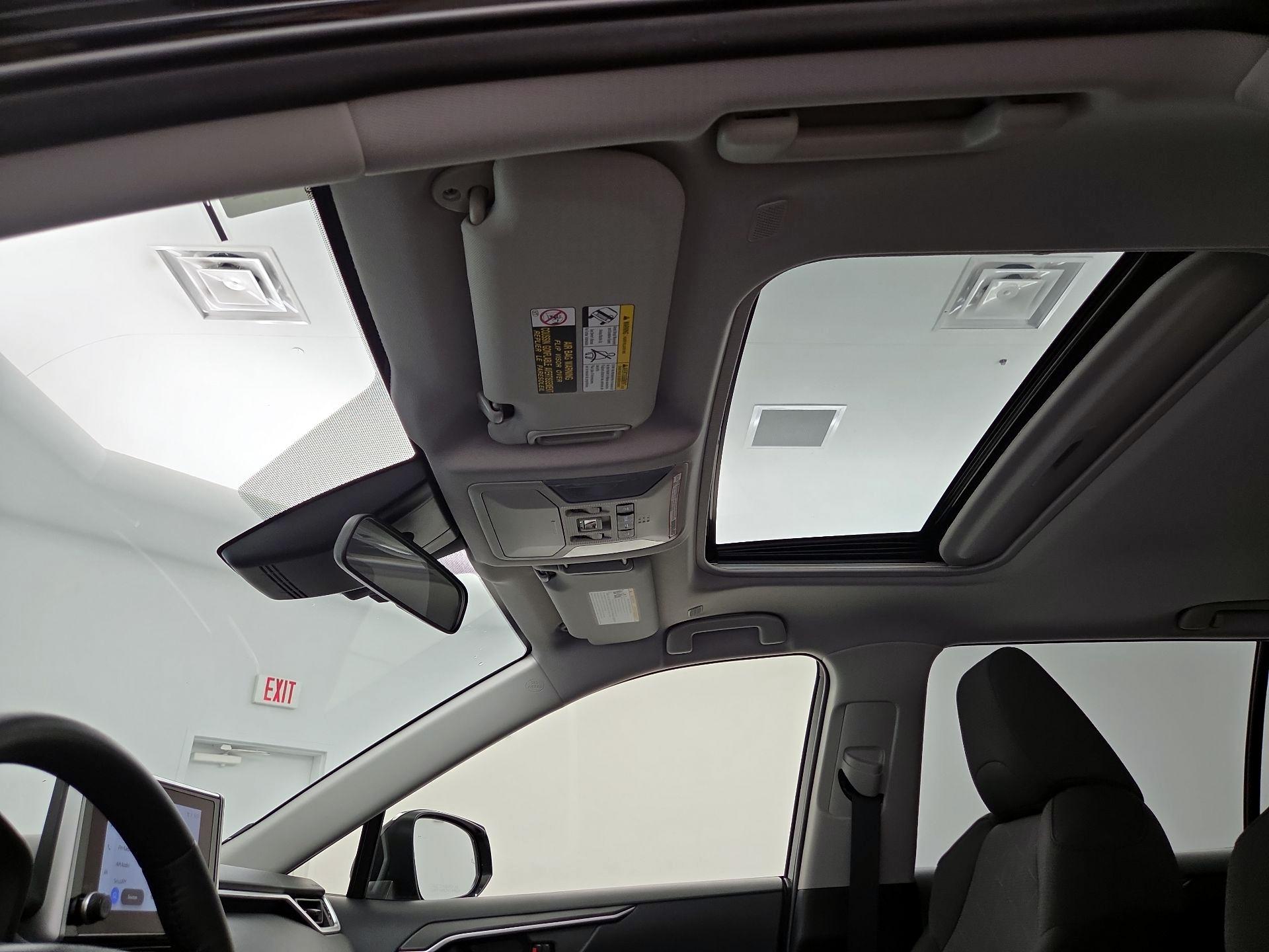 Thumbnail: 2025 Toyota RAV4 - 19