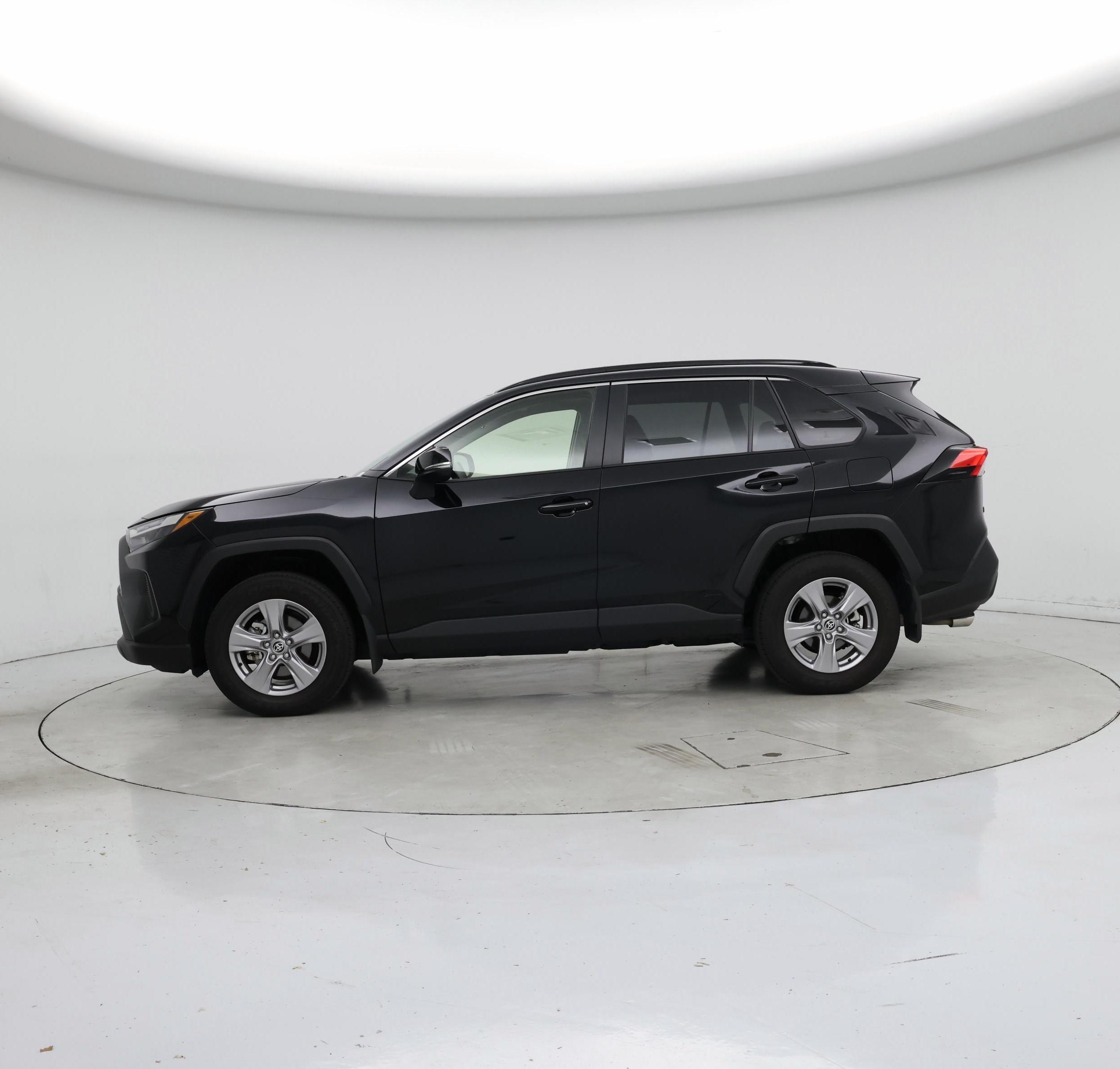 Thumbnail: 2025 Toyota RAV4 - 3