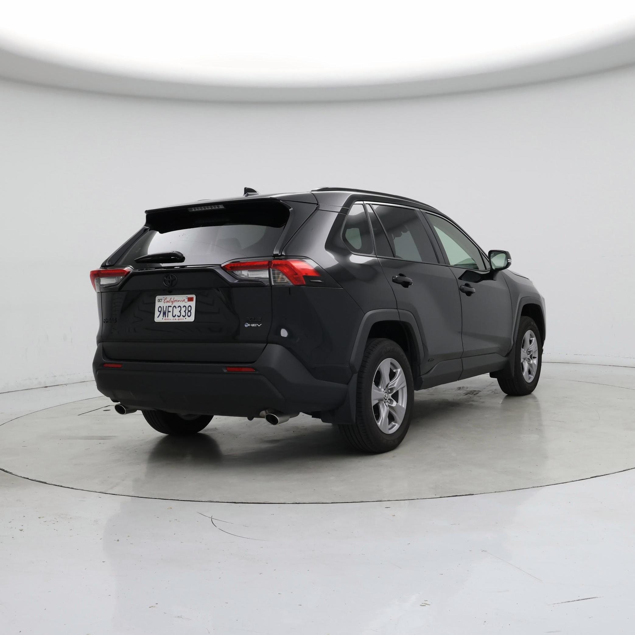 Thumbnail: 2025 Toyota RAV4 - 8