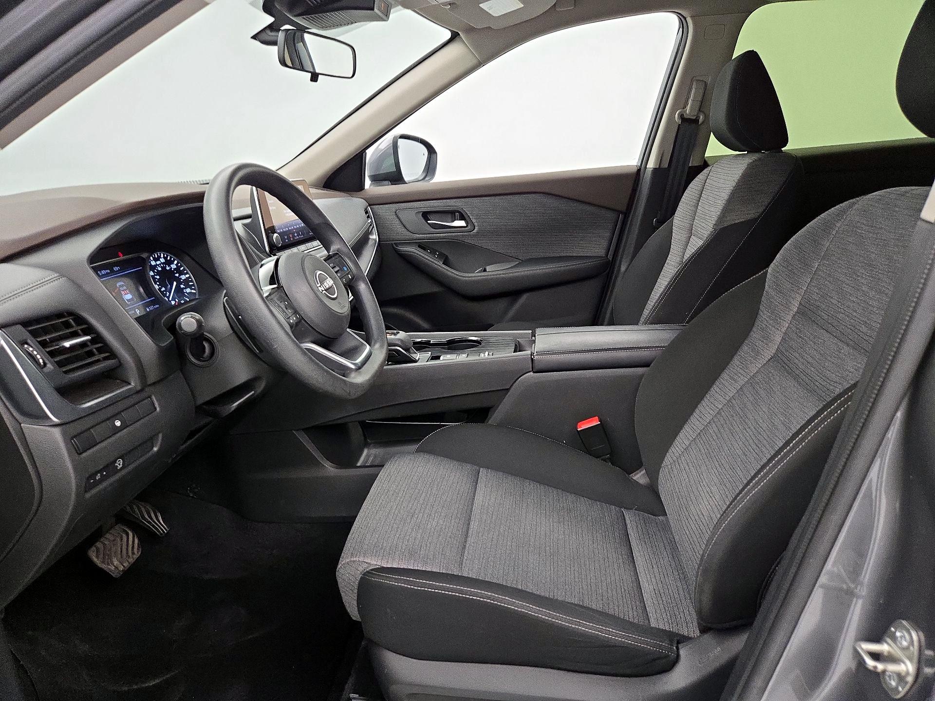 Thumbnail: 2023 Nissan Rogue - 9
