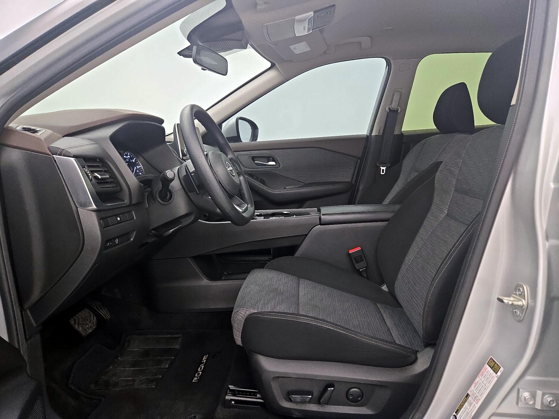 Thumbnail: 2023 Nissan Rogue - 11