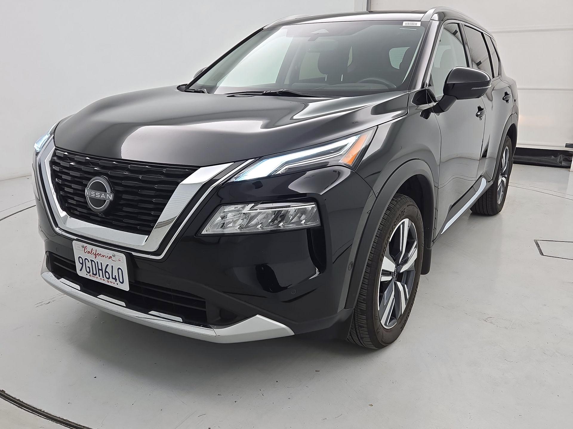 Thumbnail: 2023 Nissan Rogue - 3