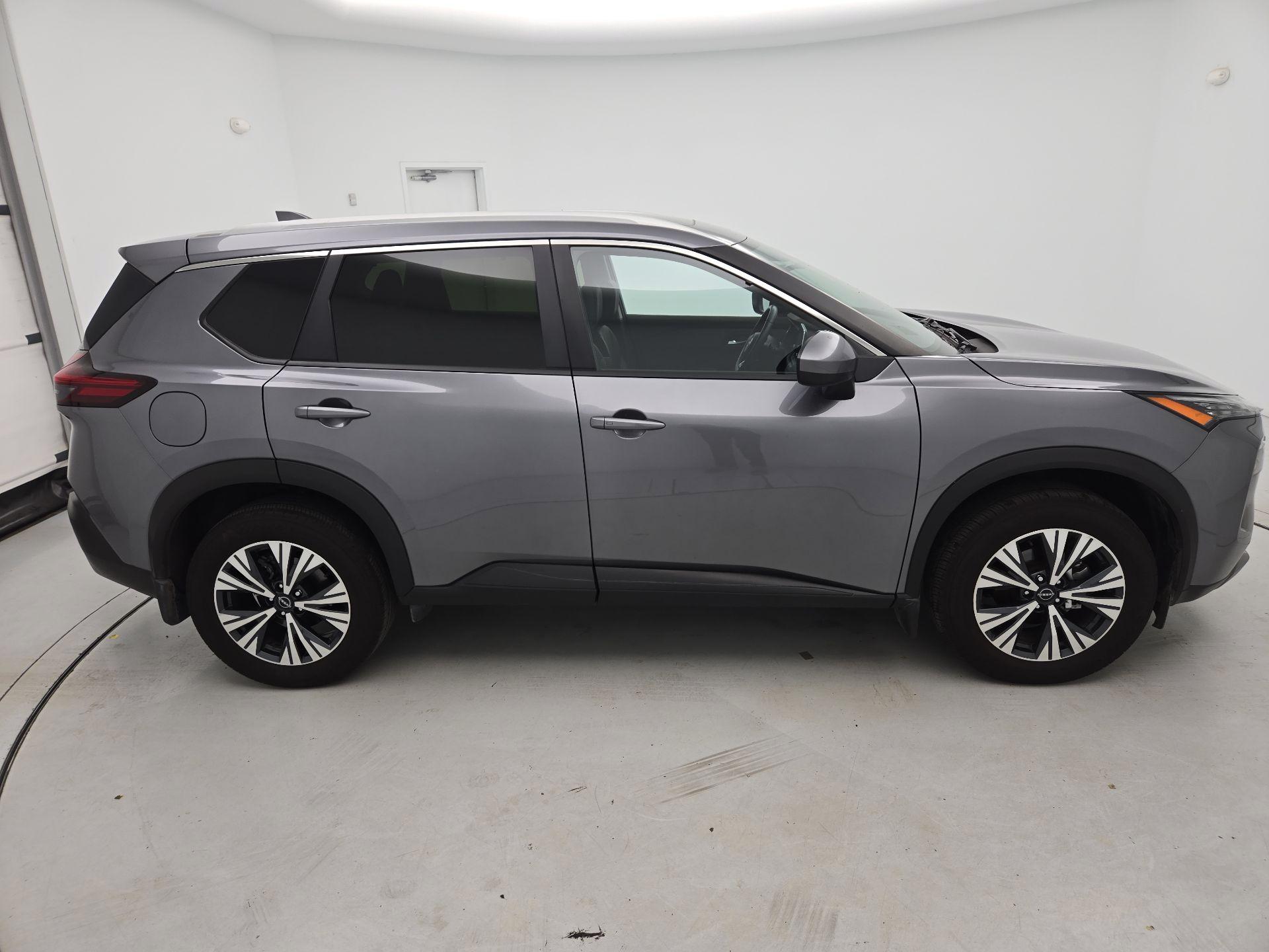 Thumbnail: 2023 Nissan Rogue - 4