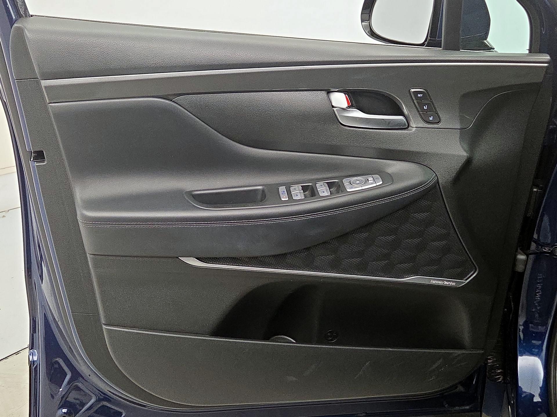 Thumbnail: 2023 Hyundai Santa Fe - 12
