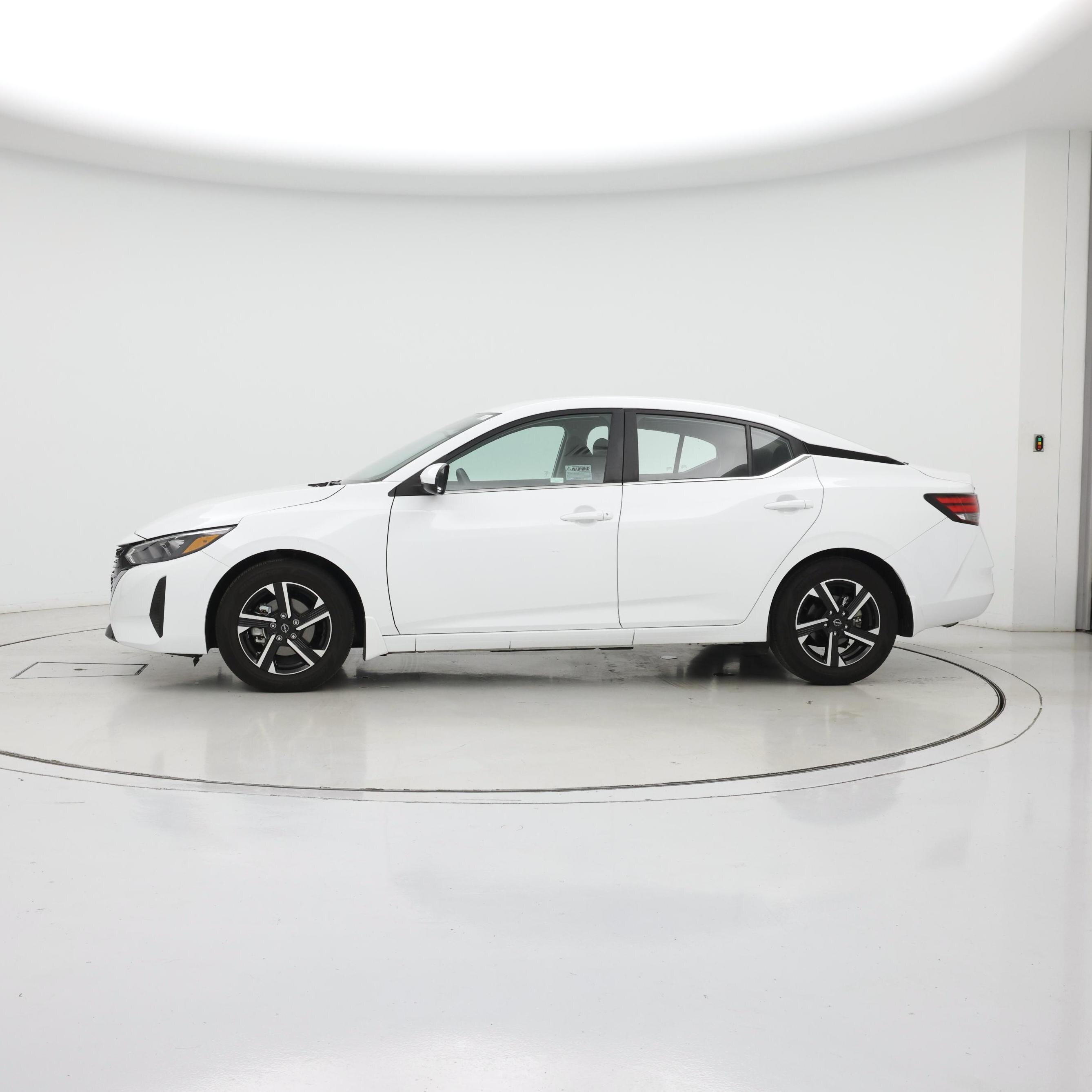Thumbnail: 2025 Nissan Sentra - 3