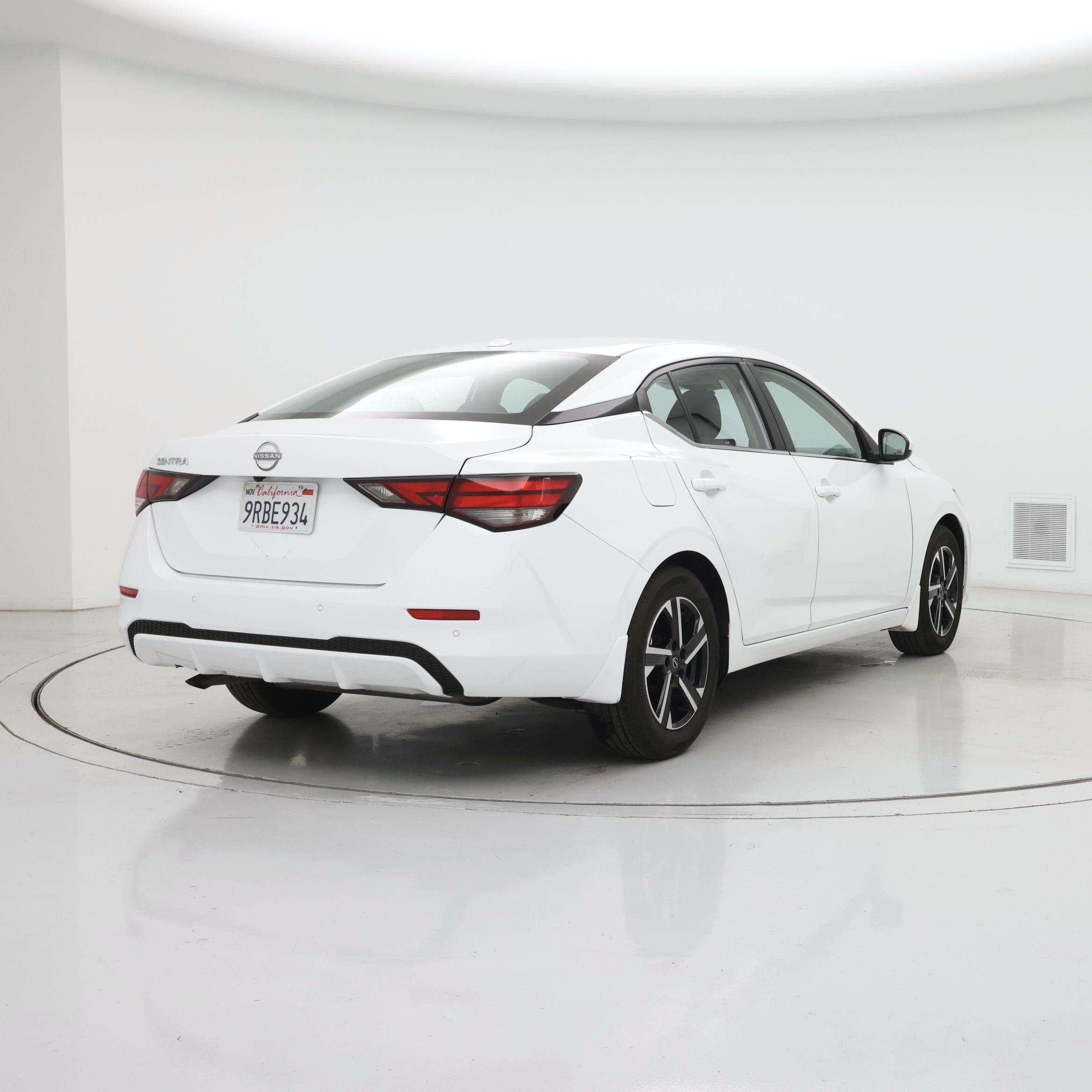 Thumbnail: 2025 Nissan Sentra - 8